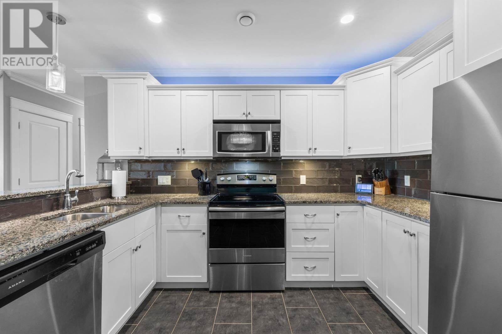 305-204 Shakespeare Drive, Stratford, Prince Edward Island  C1B 4B7 - Photo 13 - 202615200