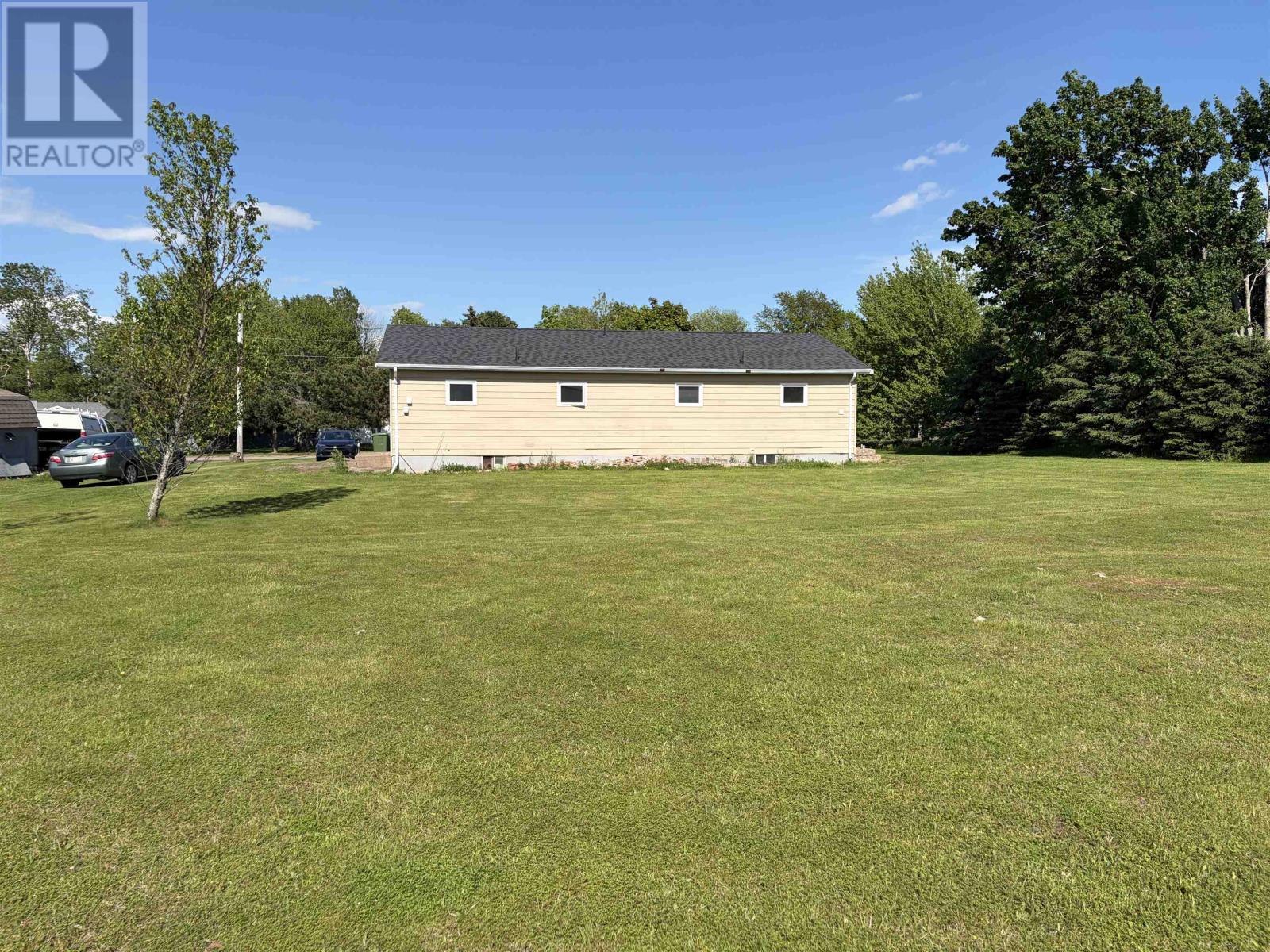 51-53 Matwood Drive, Stratford, Prince Edward Island  C1B 1K6 - Photo 18 - 202615197