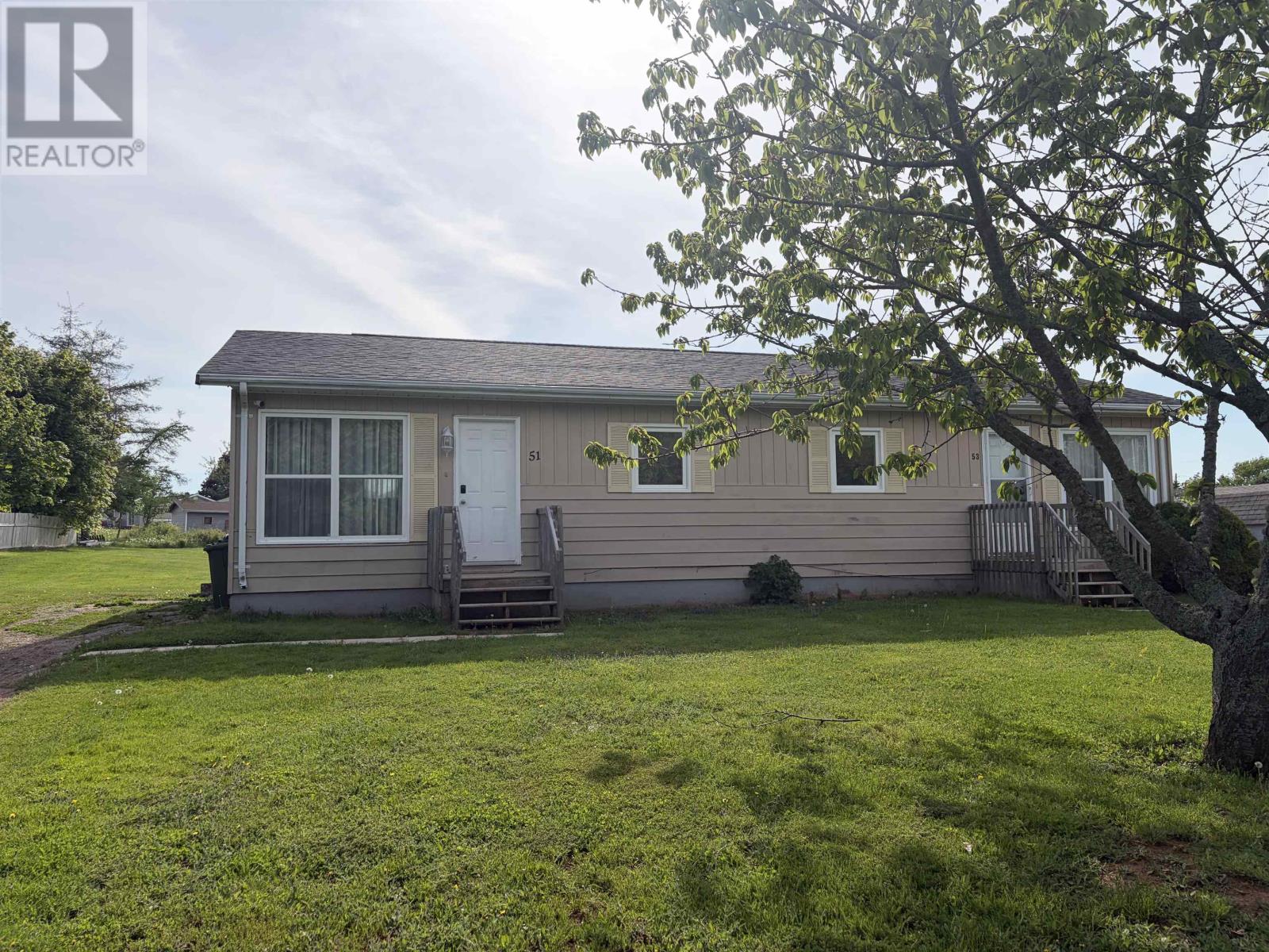 51-53 Matwood Drive, Stratford, Prince Edward Island  C1B 1K6 - Photo 3 - 202615197