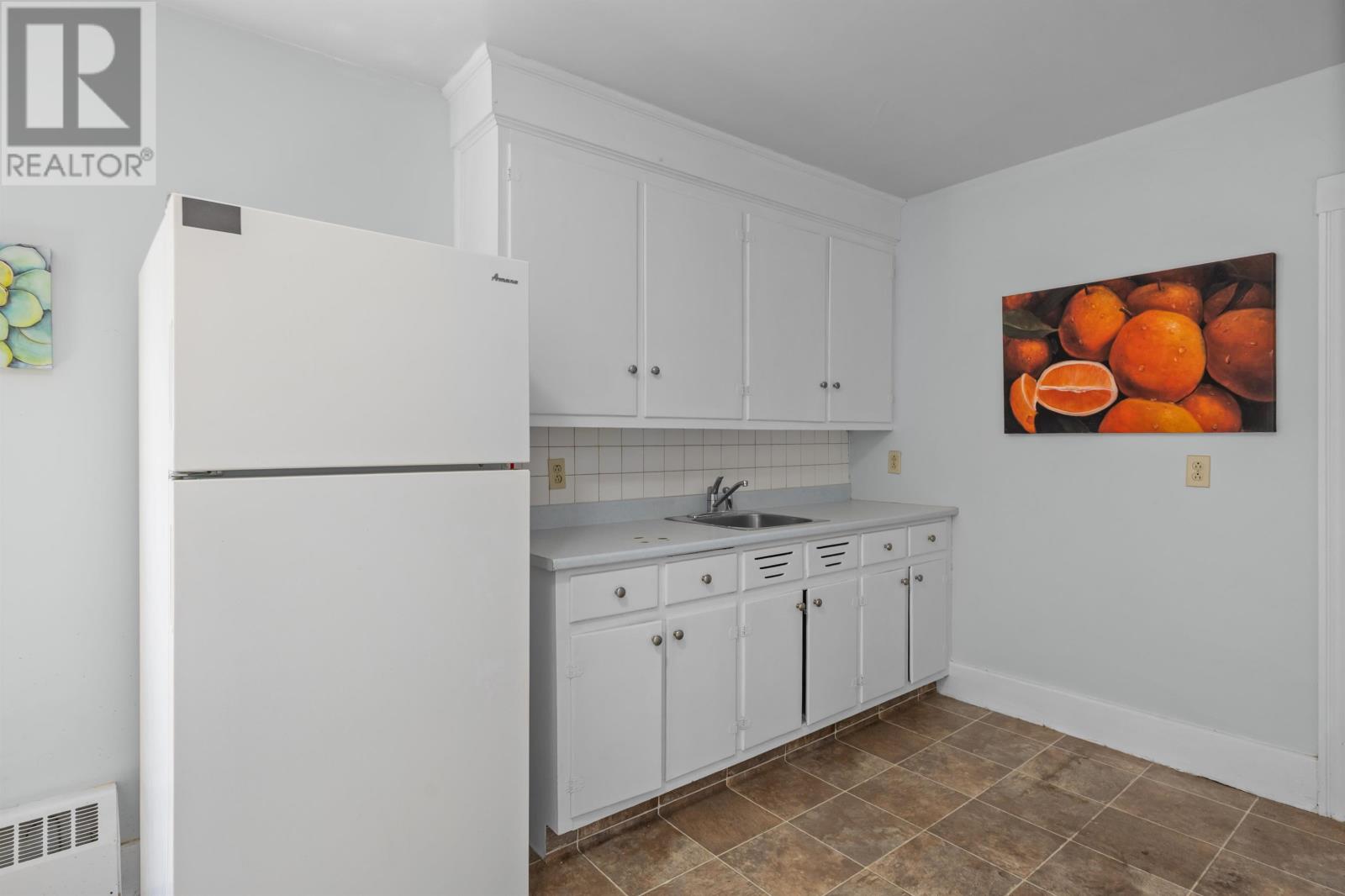 51 Upper Prince Street, Charlottetown, Prince Edward Island  C1A 4S6 - Photo 17 - 202615209