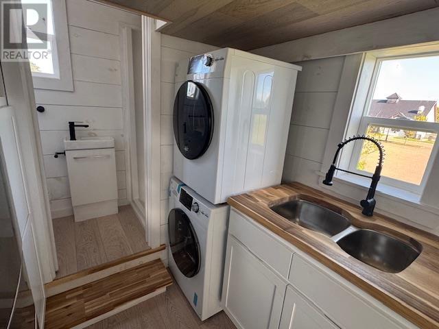 602 Water Street, Tiny Home, Summerside, Prince Edward Island  C1N 4H7 - Photo 11 - 202615241