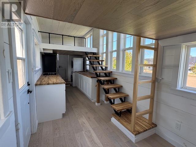 602 Water Street, Tiny Home, Summerside, Prince Edward Island  C1N 4H7 - Photo 6 - 202615241