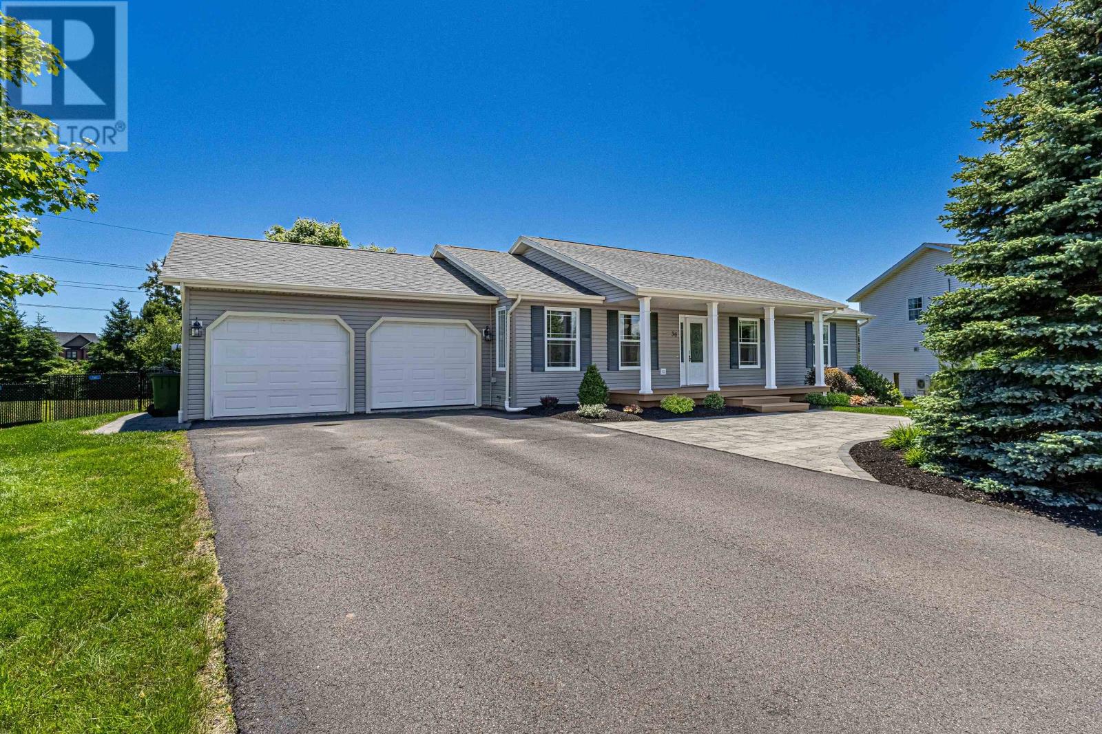 30 Parricus Mead Drive, Charlottetown, Prince Edward Island  C1E 2H1 - Photo 3 - 202615305