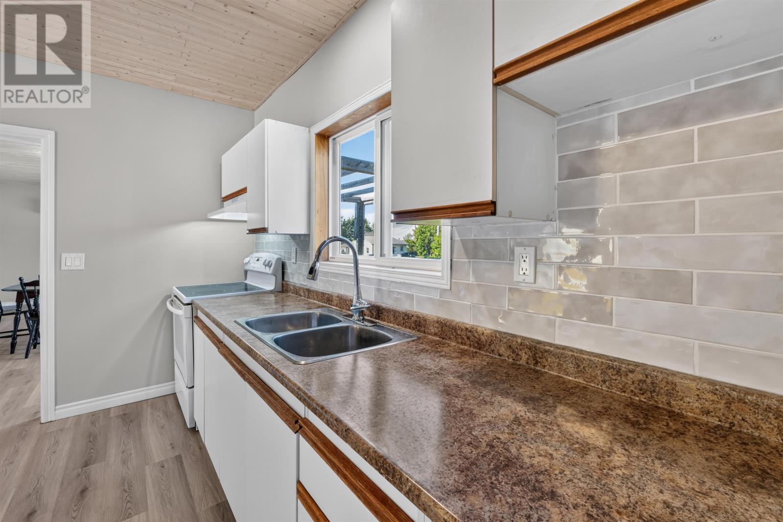 33 Route 10, Tryon, Prince Edward Island  C0B 1A0 - Photo 9 - 202615342