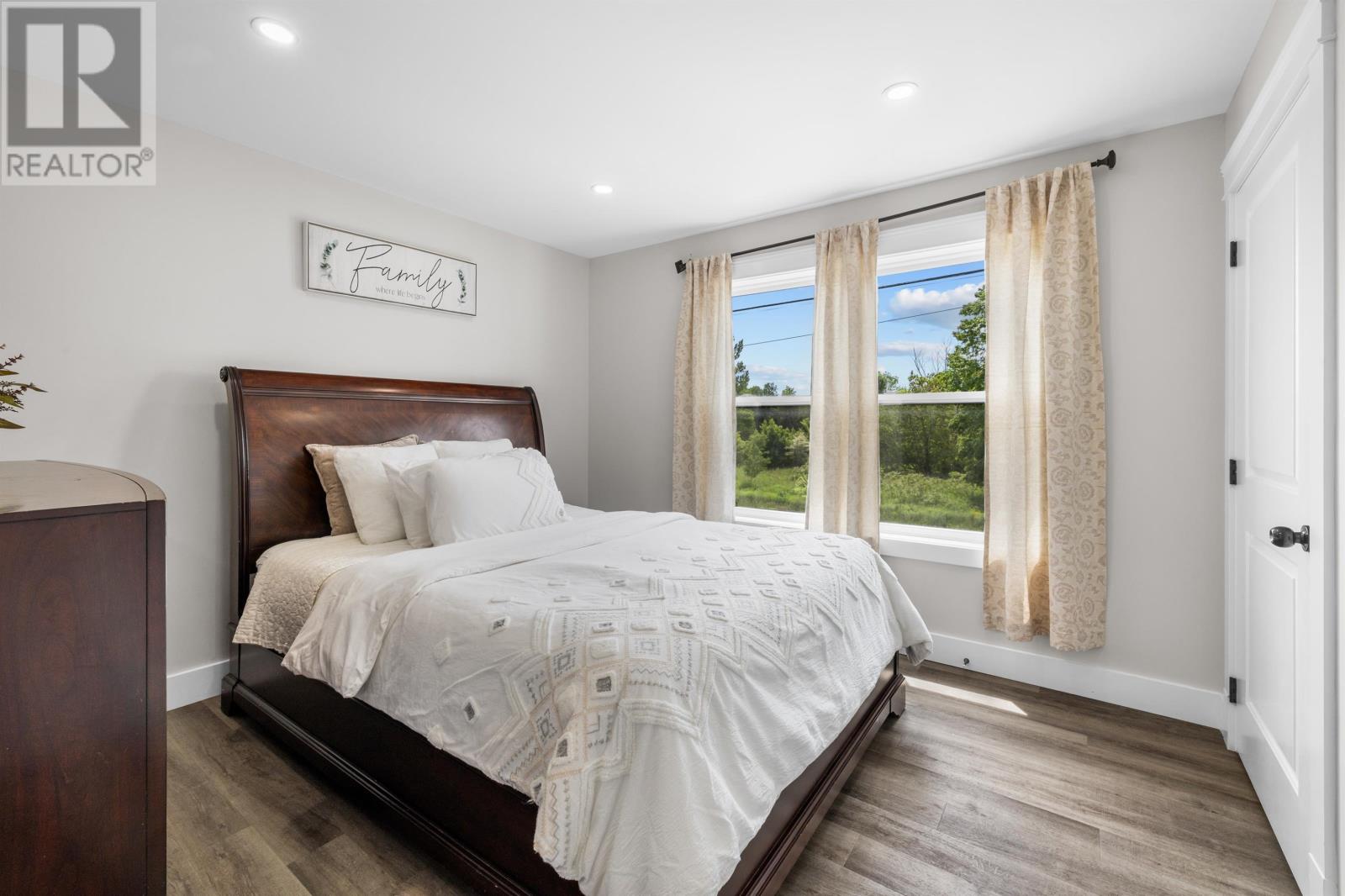 98 Kelly Heights, Stratford, Prince Edward Island  C1B 4M1 - Photo 28 - 202615427