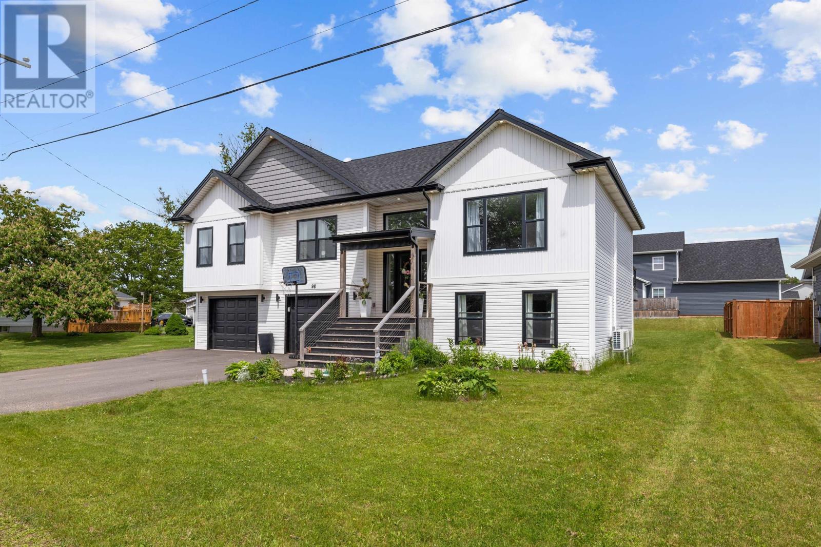 98 Kelly Heights, Stratford, Prince Edward Island  C1B 4M1 - Photo 44 - 202615427