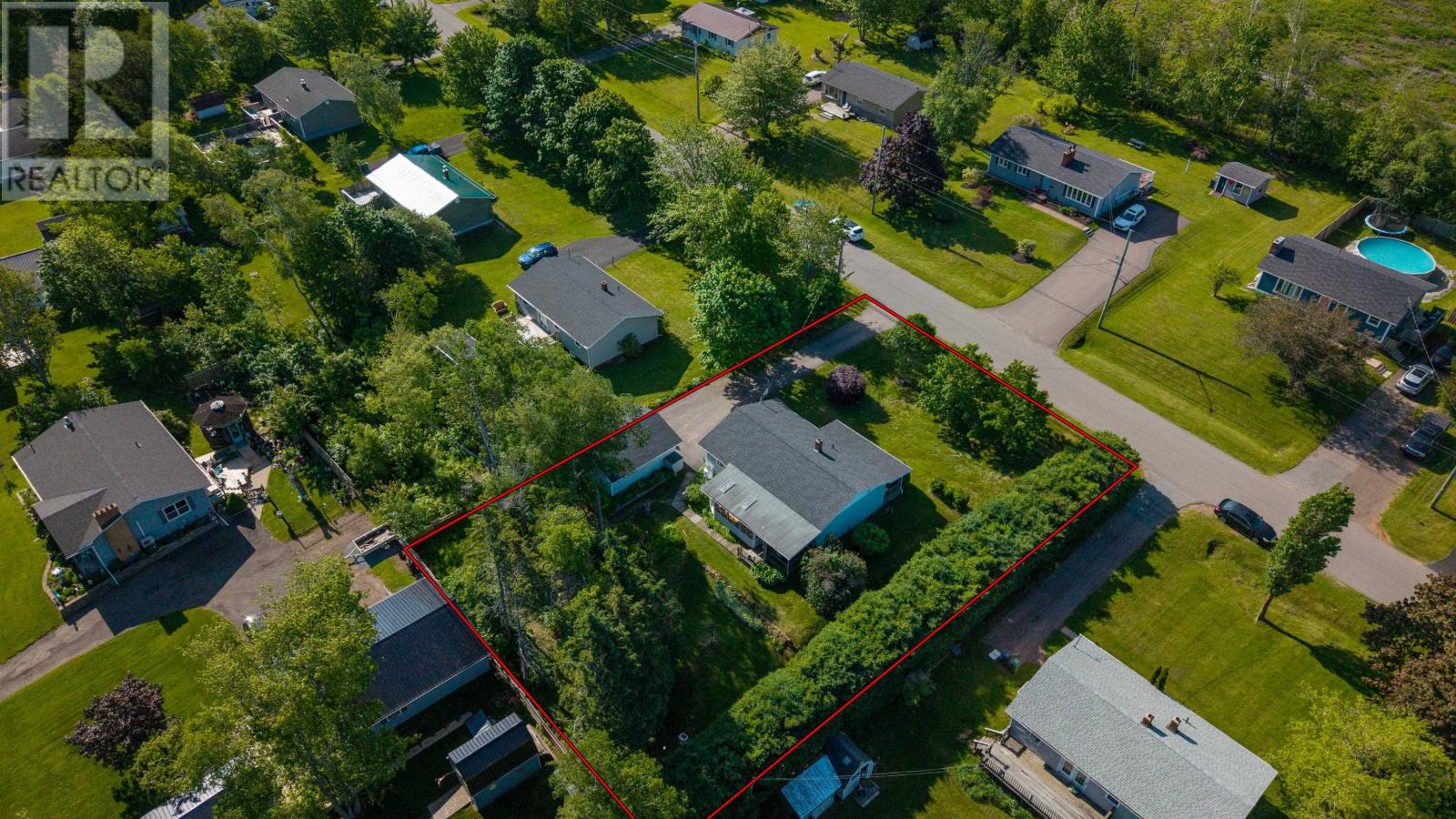 17 Towerwood Drive, Stratford, Prince Edward Island  C1B 1J5 - Photo 3 - 202615493