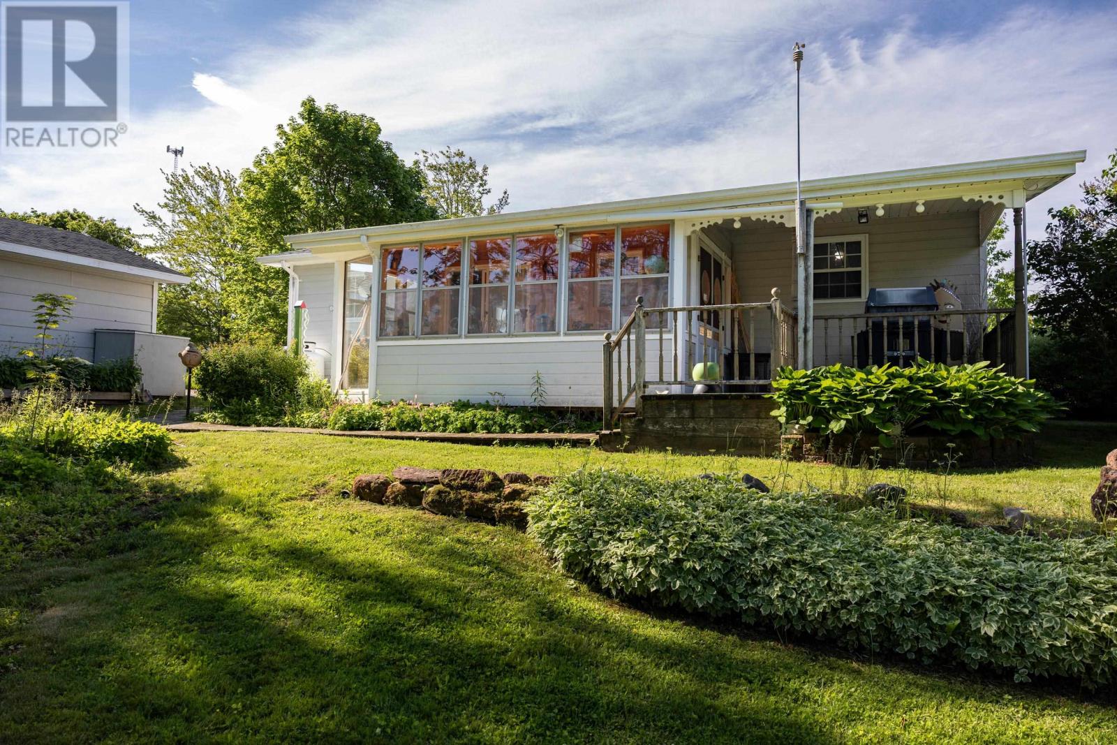 17 Towerwood Drive, Stratford, Prince Edward Island  C1B 1J5 - Photo 39 - 202615493