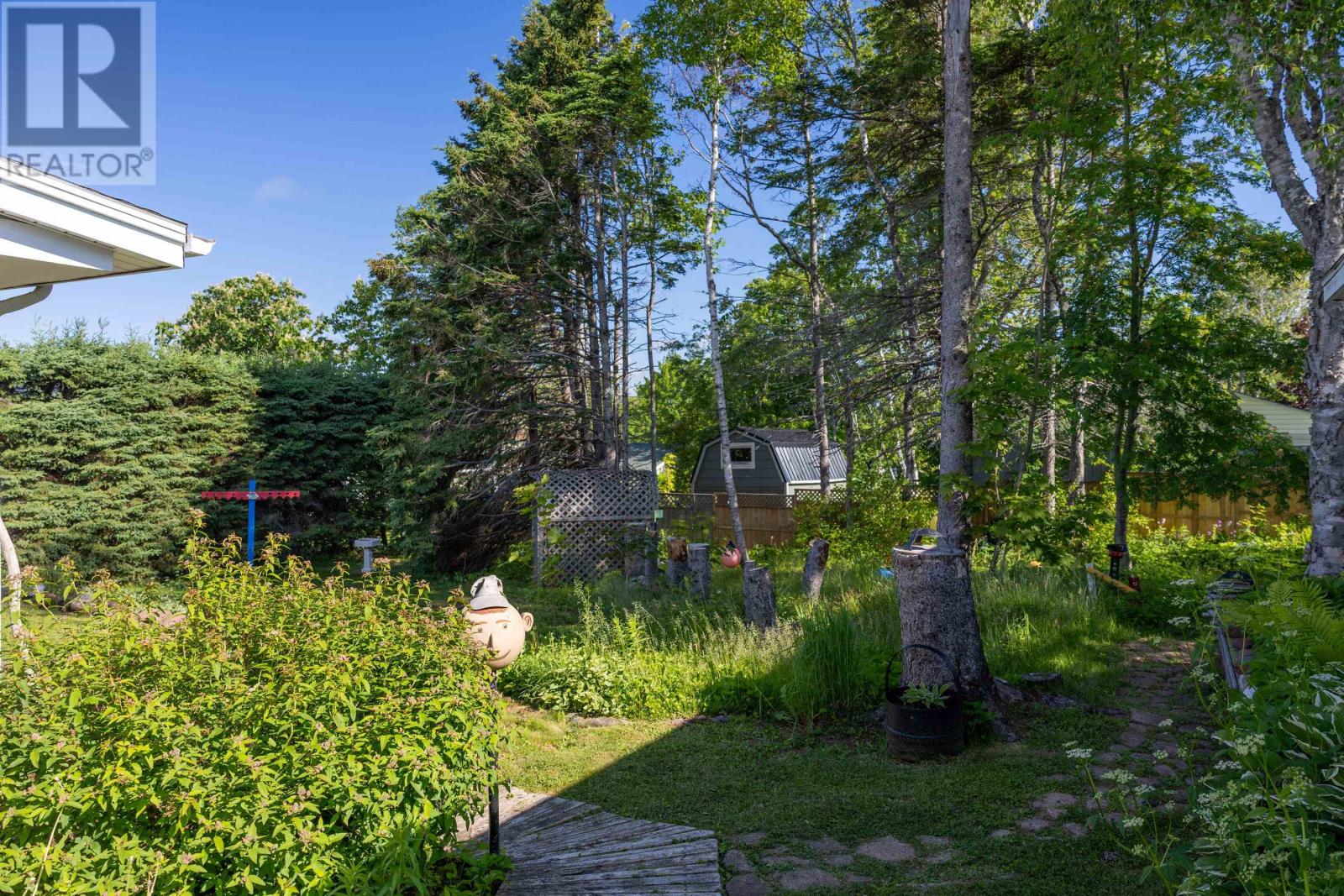 17 Towerwood Drive, Stratford, Prince Edward Island  C1B 1J5 - Photo 40 - 202615493