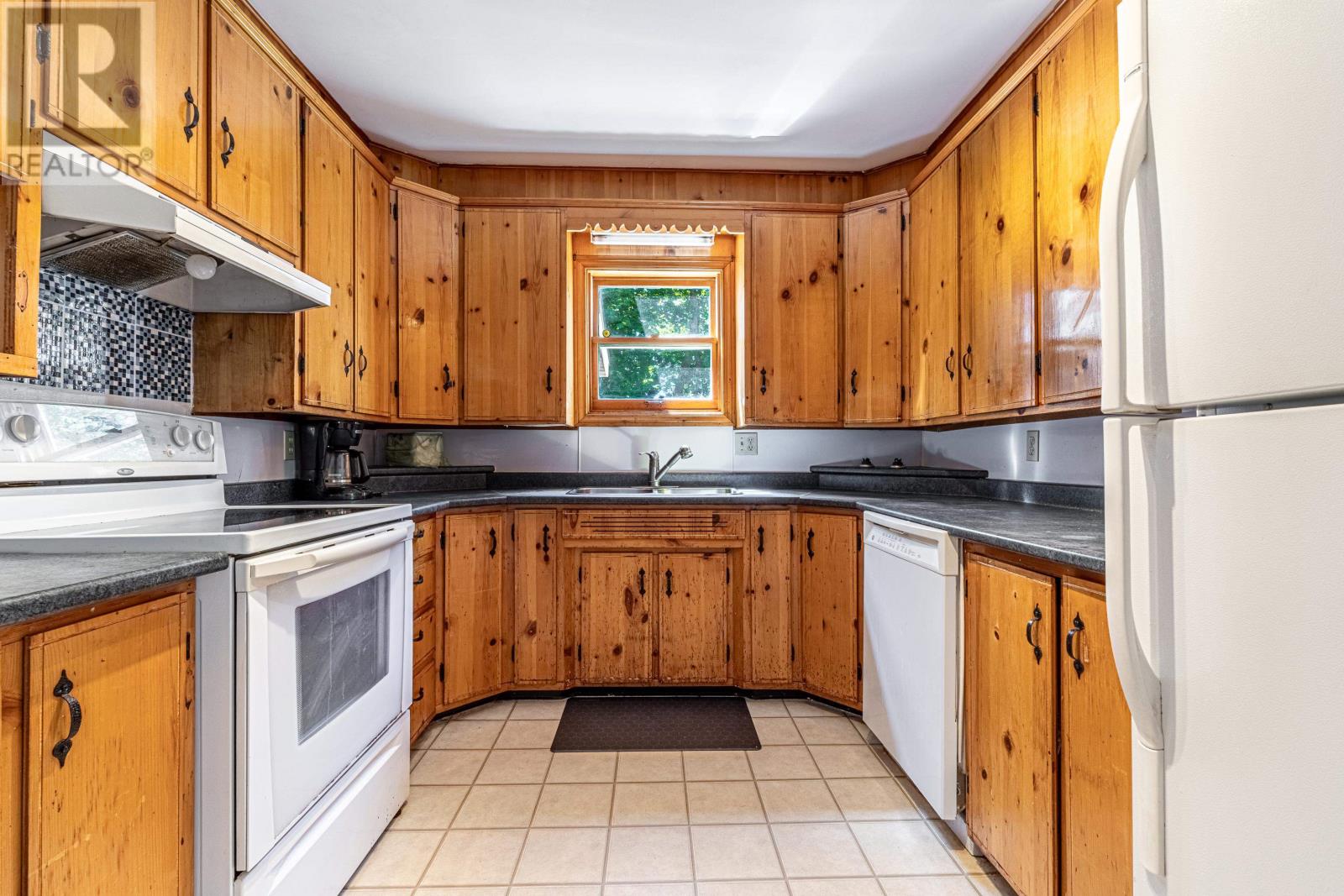 3 Howard Street, Victoria, Prince Edward Island  C0A 2G0 - Photo 8 - 202615536