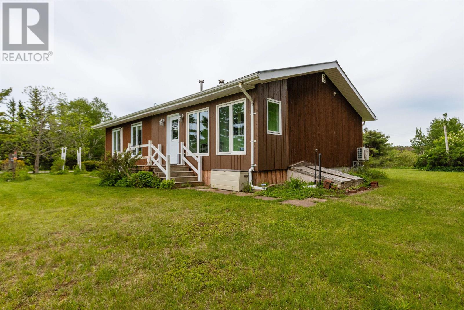 2258 Cape Bear Road, Beach Point, Prince Edward Island  C0A 1V0 - Photo 4 - 202615571