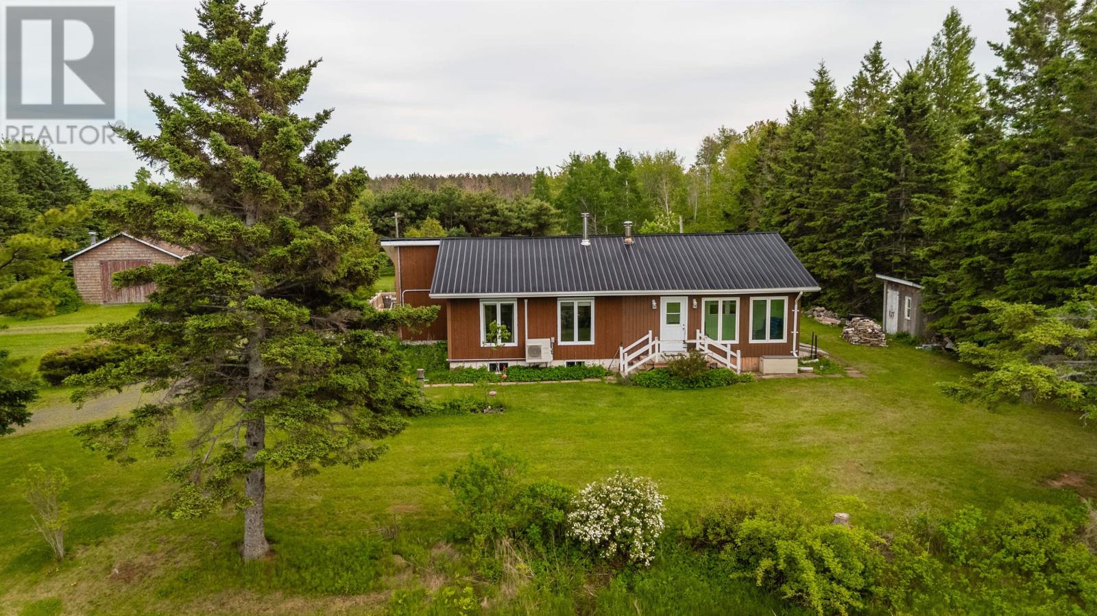 2258 Cape Bear Road, Beach Point, Prince Edward Island  C0A 1V0 - Photo 7 - 202615571