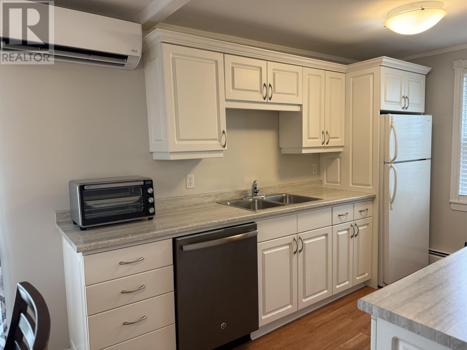 48 Duke Street, Summerside, Prince Edward Island  C1N 3R8 - Photo 7 - 202615588