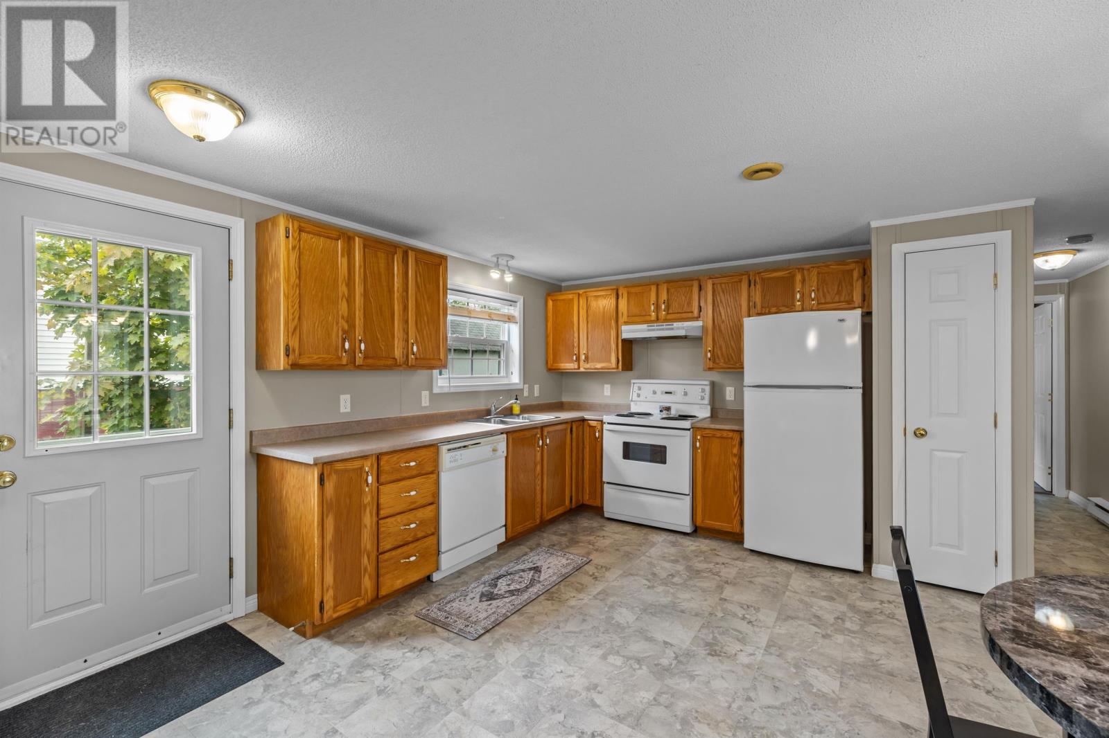 61 Dawn Drive, Miltonvale Park, Prince Edward Island  C1E 1Z4 - Photo 2 - 202615717
