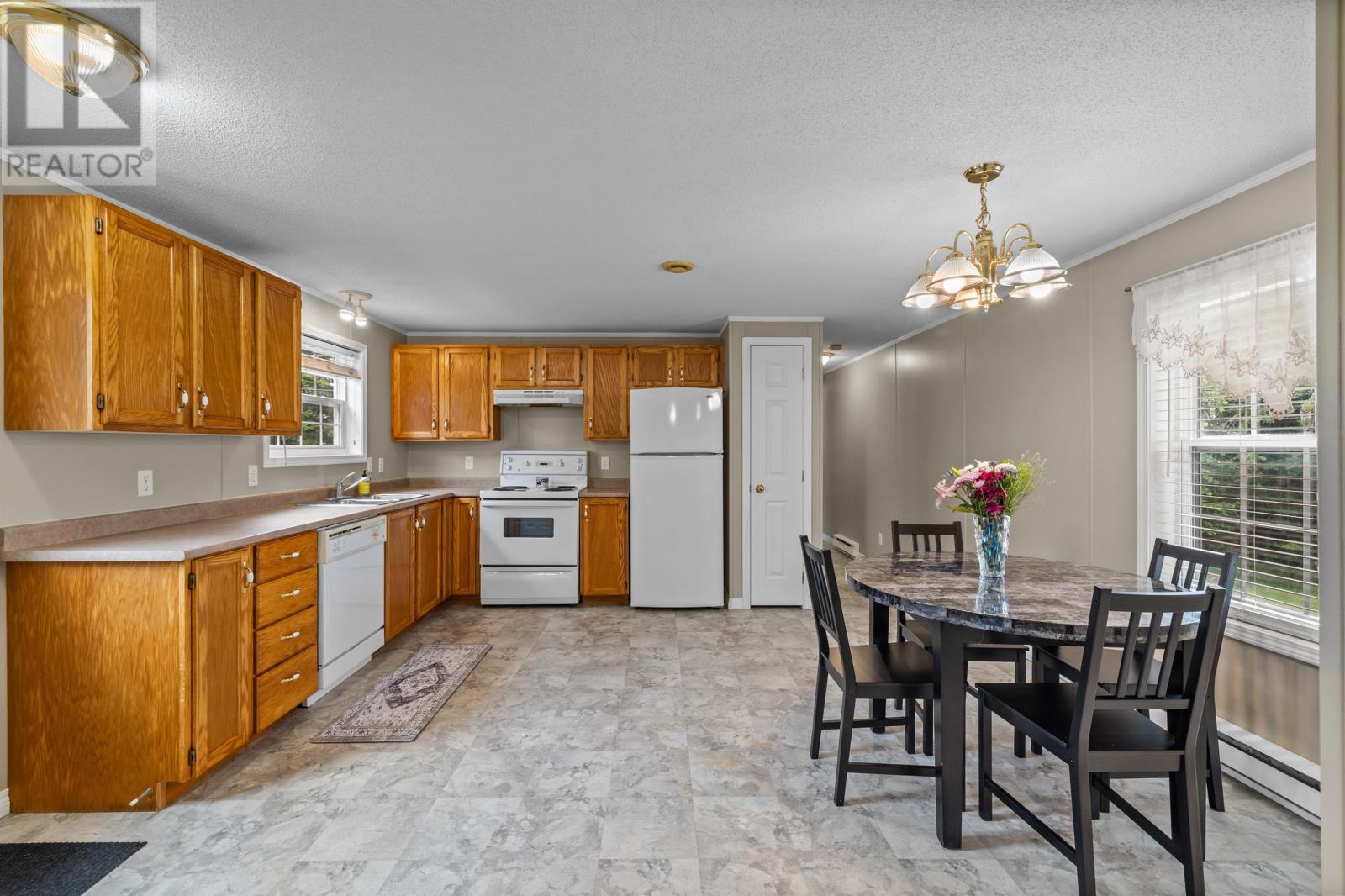 61 Dawn Drive, Miltonvale Park, Prince Edward Island  C1E 1Z4 - Photo 3 - 202615717