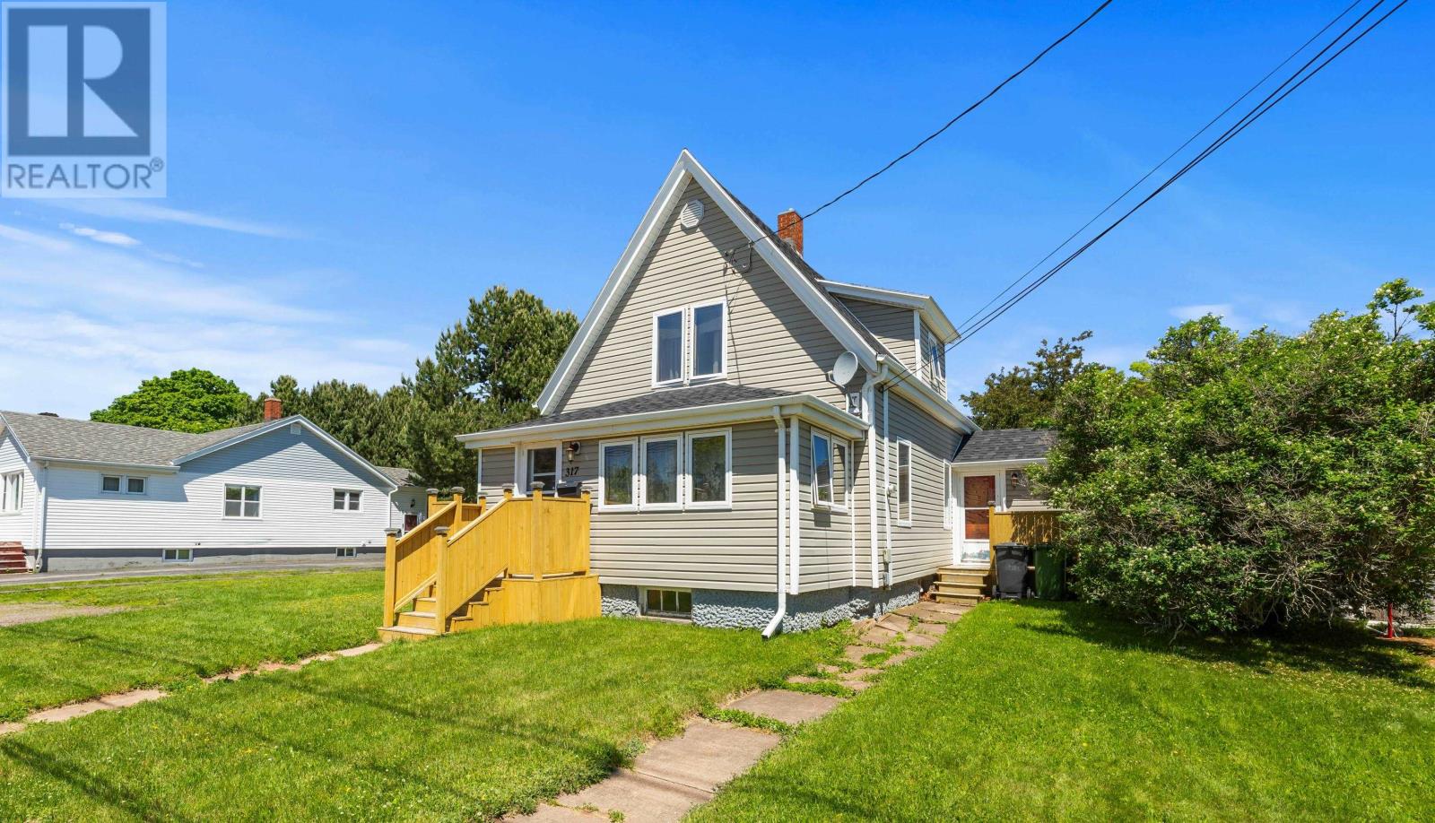 317 Hawthorne Avenue, Summerside, Prince Edward Island  C1N 2C9 - Photo 2 - 202615740