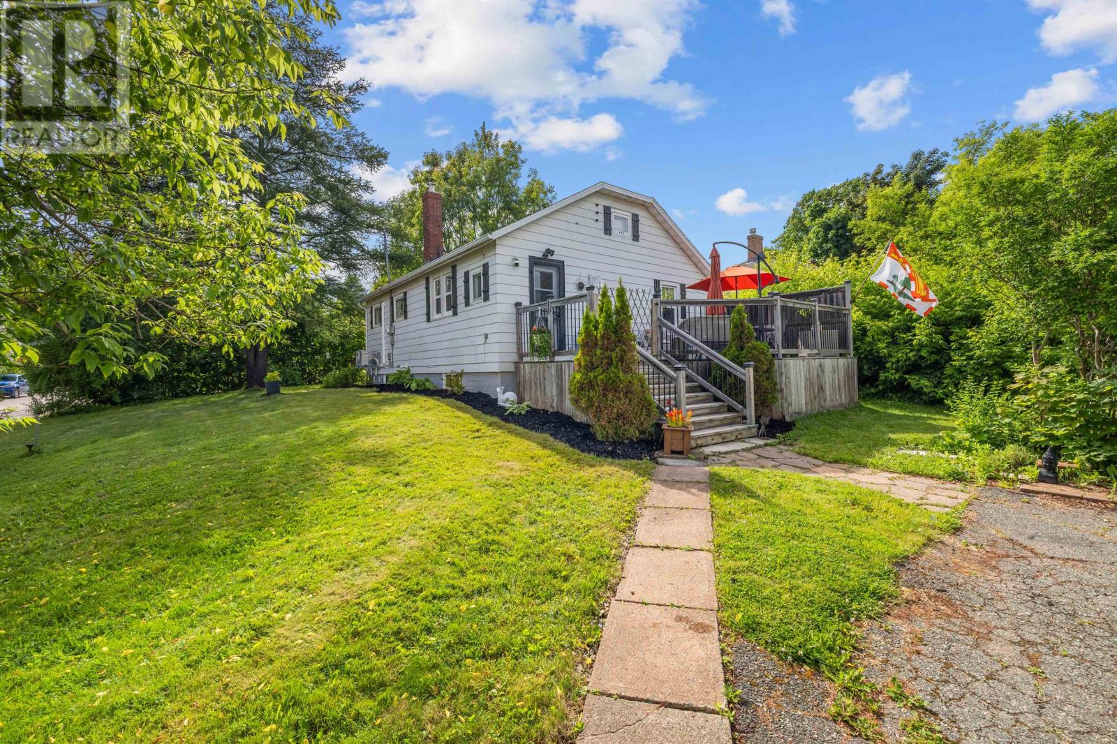60 Ambrose Street, Charlottetown, Prince Edward Island  C1A 3P7 - Photo 3 - 202615778