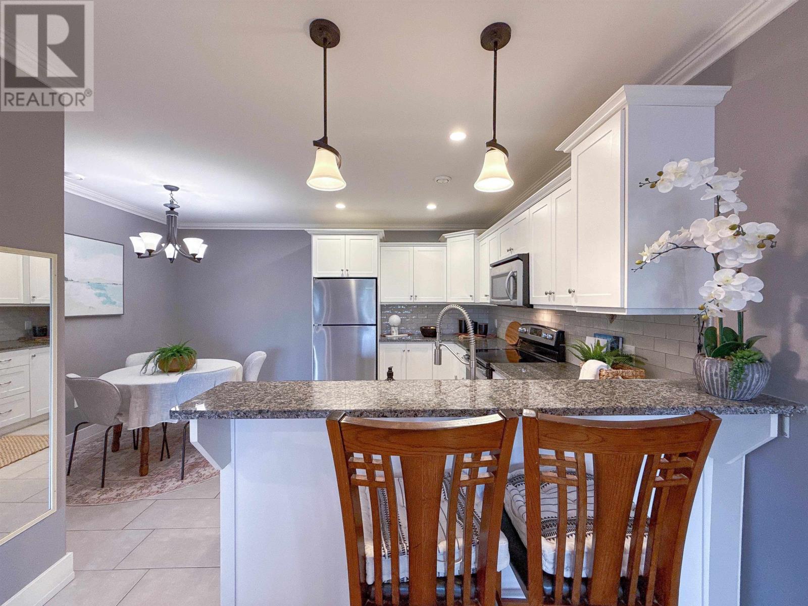 306 204 Shakespeare Drive, Stratford, Prince Edward Island  C1B 4B7 - Photo 11 - 202615809