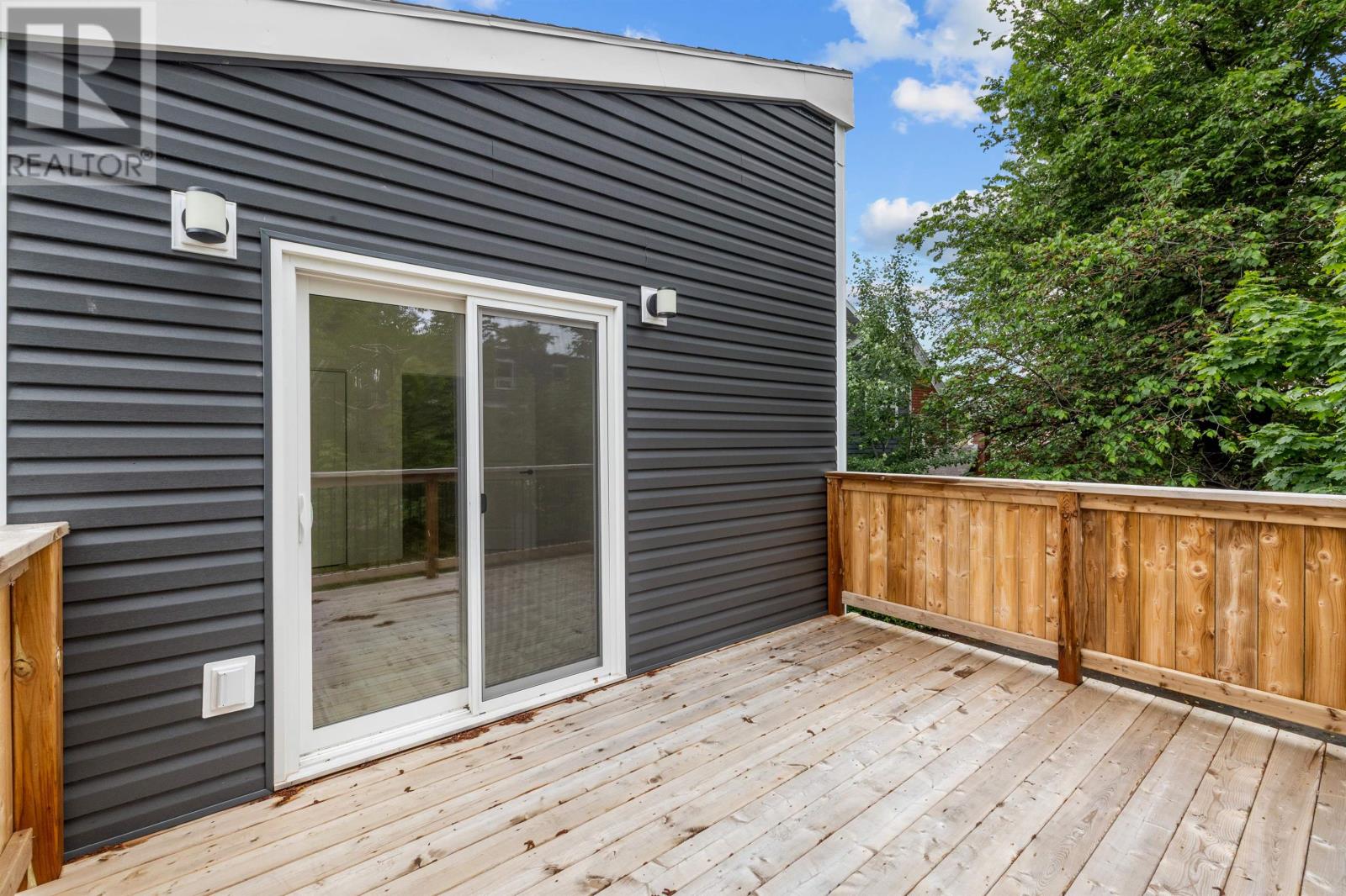 10 Chestnut Street, Charlottetown, Prince Edward Island  P1A 1Z5 - Photo 21 - 202615960