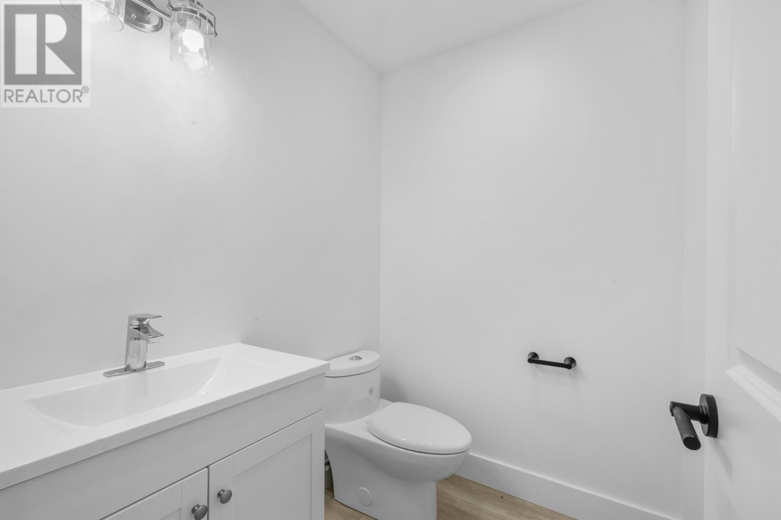 10 Chestnut Street, Charlottetown, Prince Edward Island  P1A 1Z5 - Photo 9 - 202615960