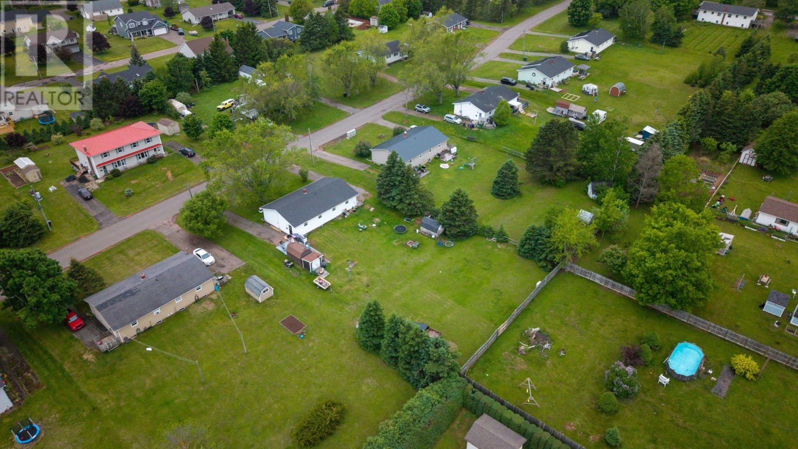 26-28 Bonnie Blink Drive, Charlottetown, Prince Edward Island  C1C 1K2 - Photo 15 - 202615959