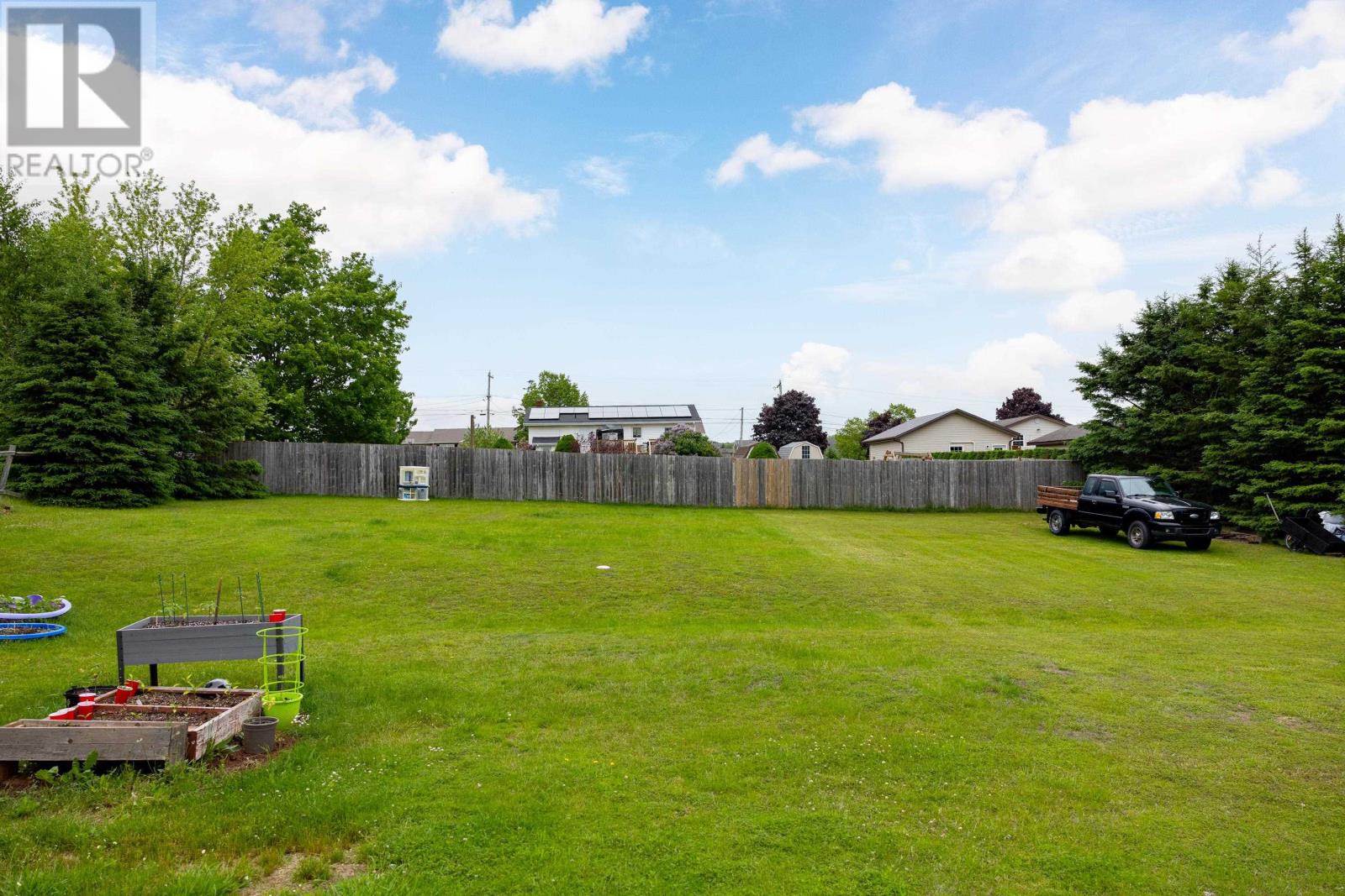 26-28 Bonnie Blink Drive, Charlottetown, Prince Edward Island  C1C 1K2 - Photo 7 - 202615959