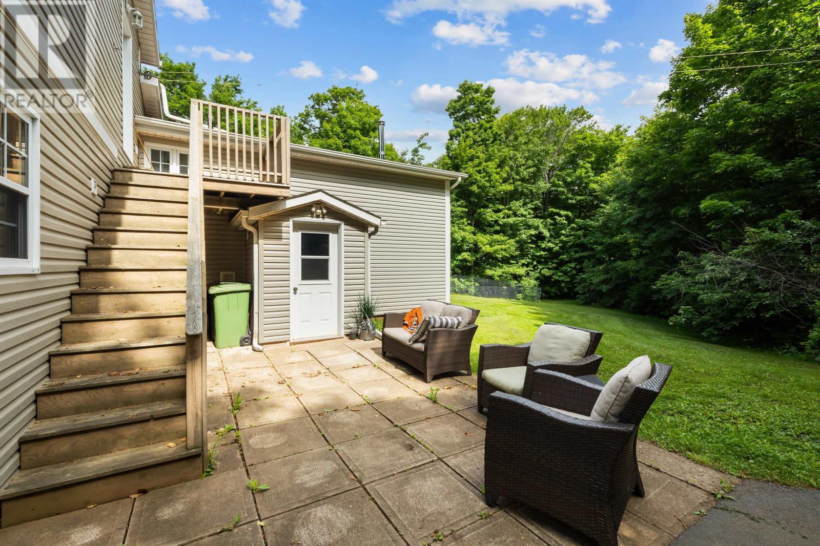 409 Maple Grove Road, Summerside, Prince Edward Island  C1N 5H1 - Photo 6 - 202616371