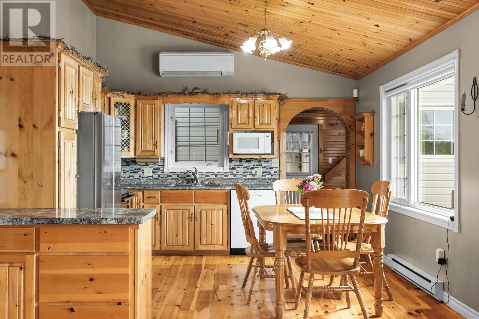16 Wild Rose Lane, Darnley, Prince Edward Island  C0B 1M0 - Photo 11 - 202616558