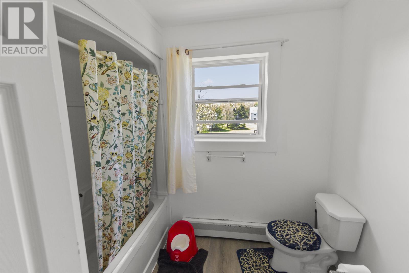 609-611 Queen Street, Charlottetown, Prince Edward Island  C1A 9C8 - Photo 10 - 202616566