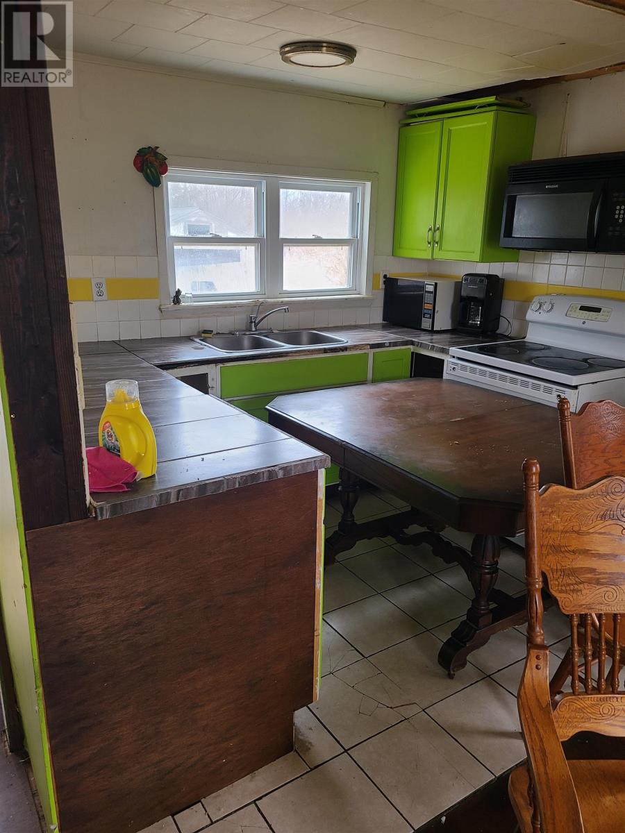 2070 Cape Bear Road, Beach Point, Prince Edward Island  C0A 1W0 - Photo 7 - 202616660