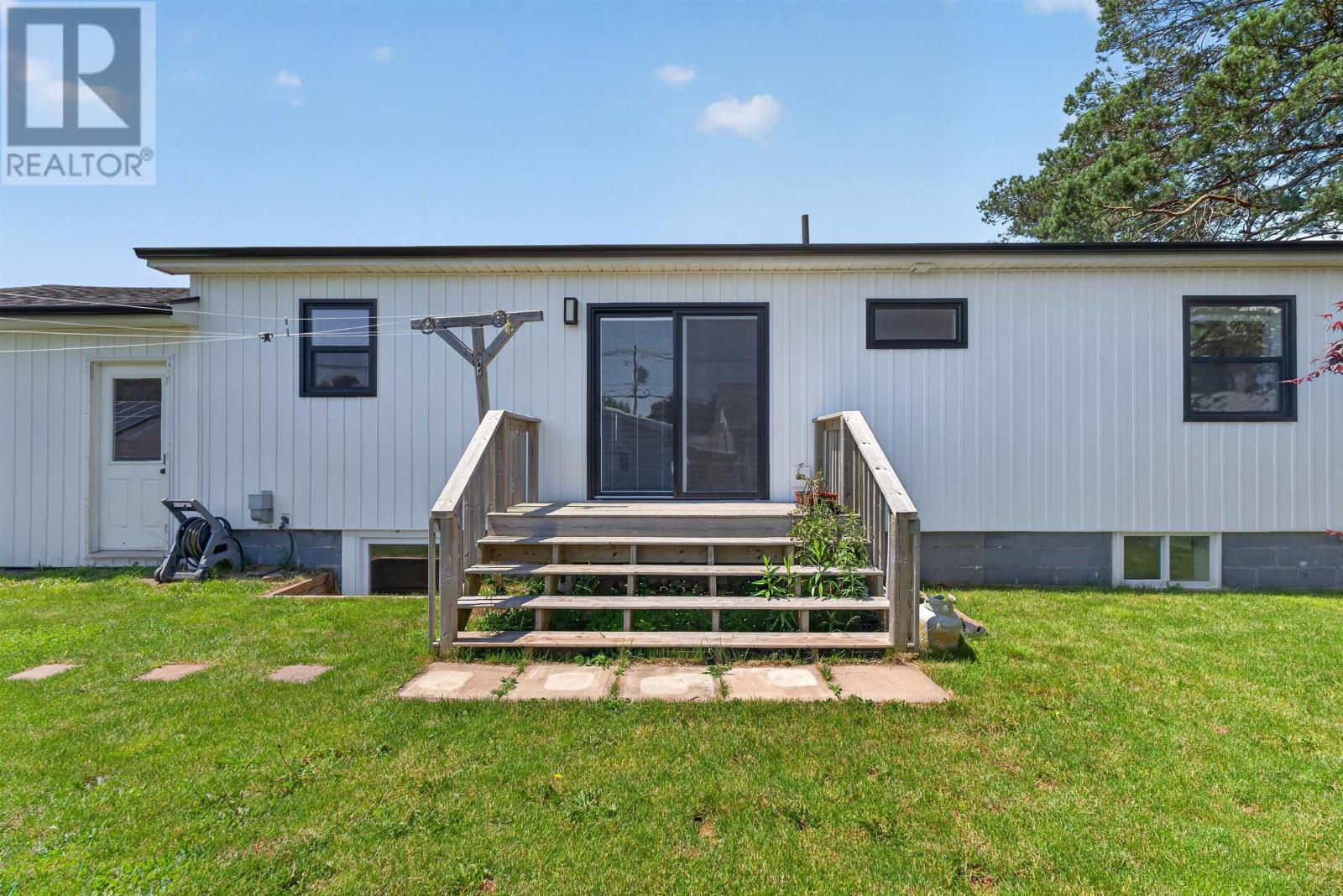 273 Centennial Drive, Summerside, Prince Edward Island  C1N 4M2 - Photo 9 - 202616664