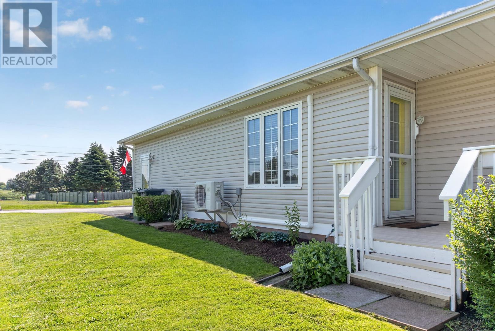 53 Hillside Avenue, Summerside, Prince Edward Island  C1N 6C2 - Photo 41 - 202616715