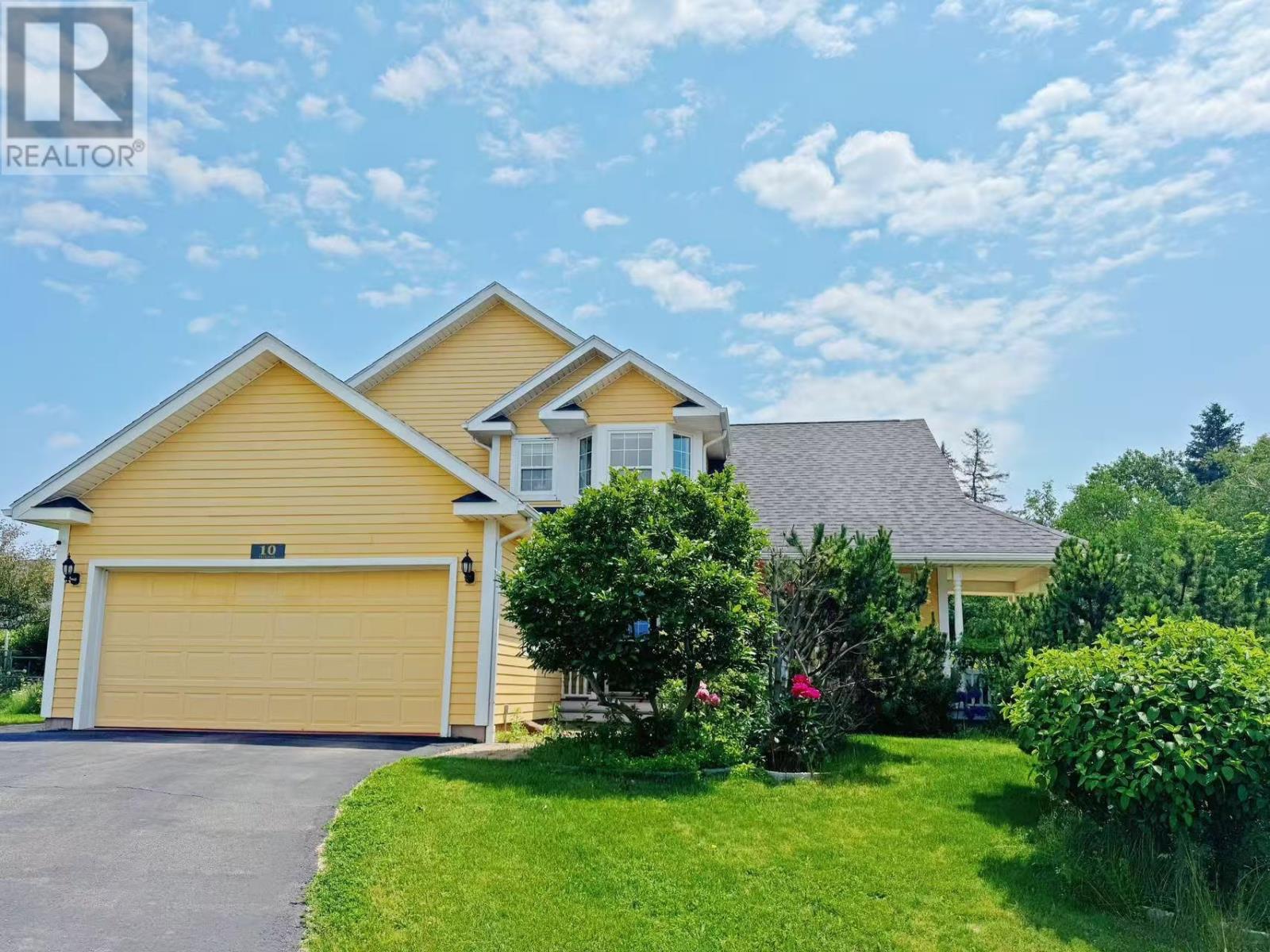 10 Eli Court E, Charlottetown, Prince Edward Island  C1E 2L4 - Photo 1 - 202616786