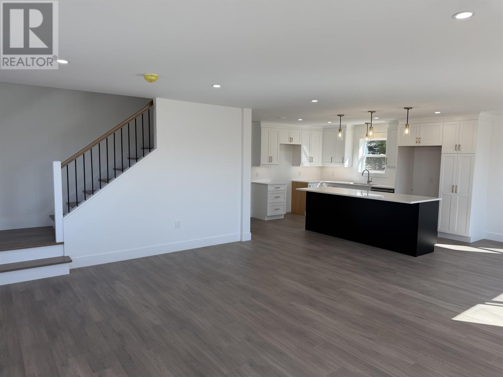 43 Acadian Avenue, Summerside, Prince Edward Island  C1N 6H5 - Photo 9 - 202616797