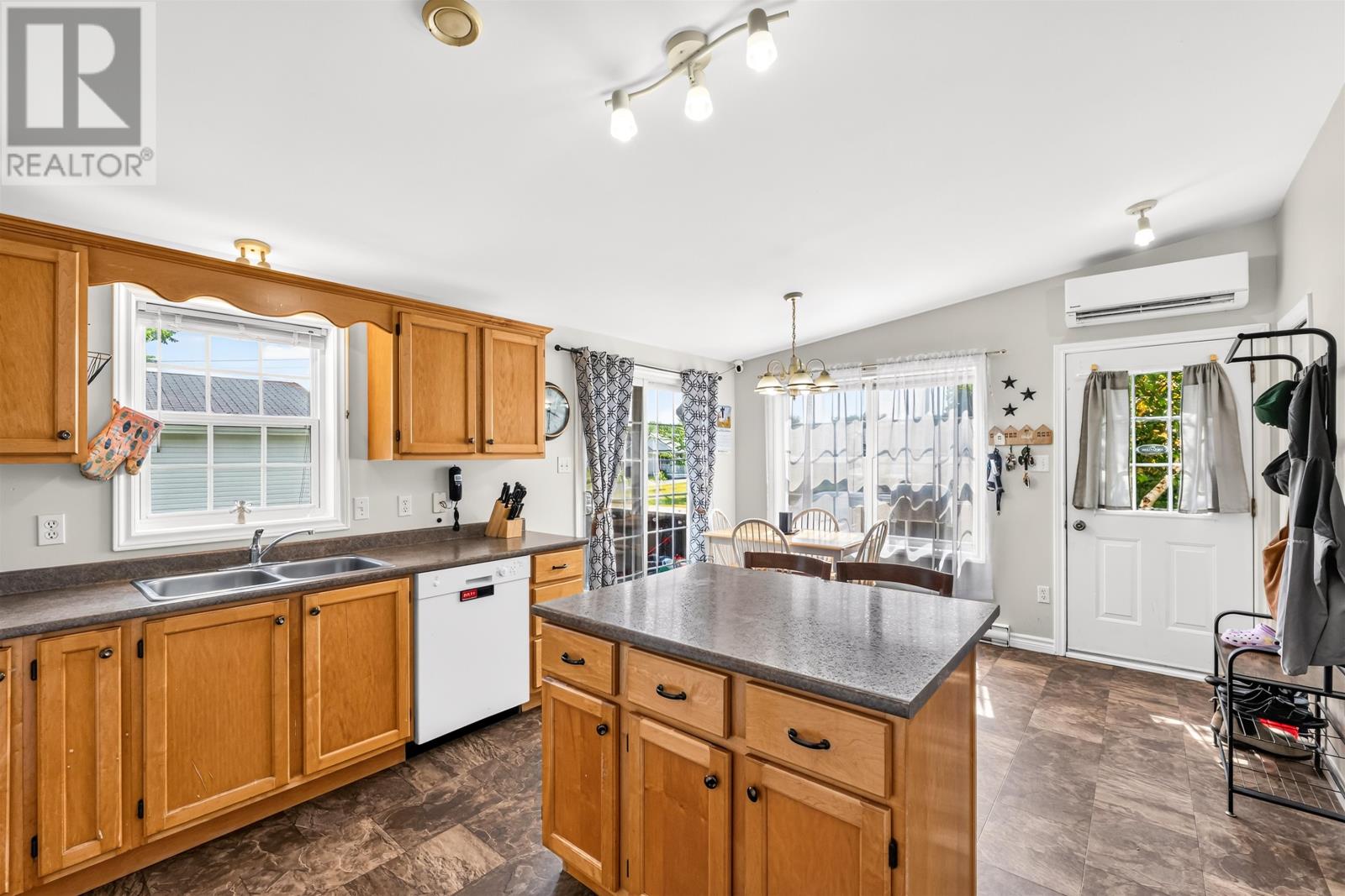 77 River Ridge Drive, East Royalty, Prince Edward Island  C1C 1R1 - Photo 7 - 202616862