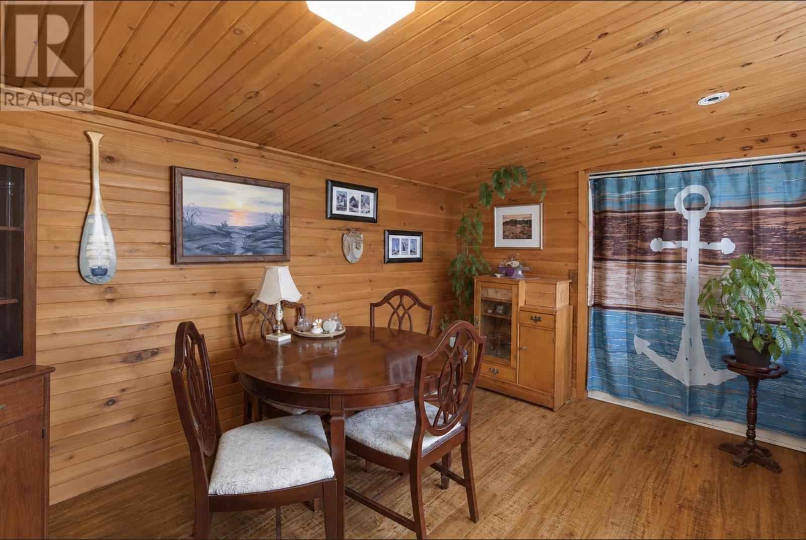 28 Bells Point Road, Cape Traverse, Prince Edward Island  C0B 1X0 - Photo 2 - 202616923