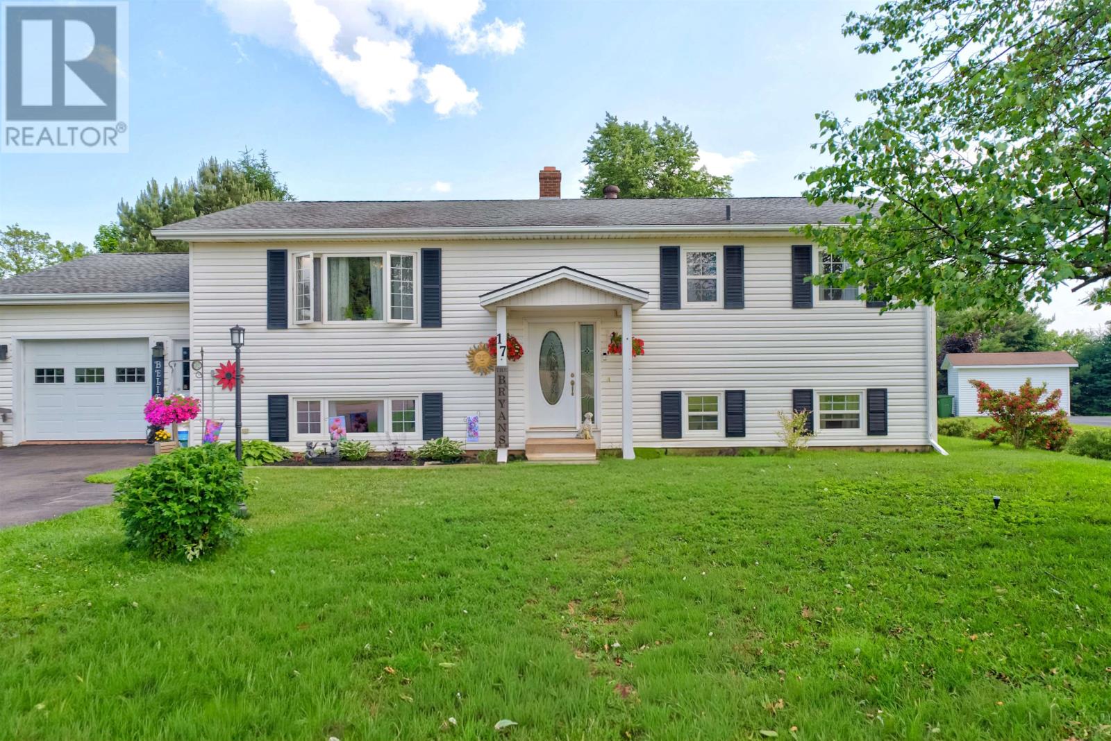 17 Centennial Drive, Kensington, Prince Edward Island  C0B 1M0 - Photo 5 - 202616946