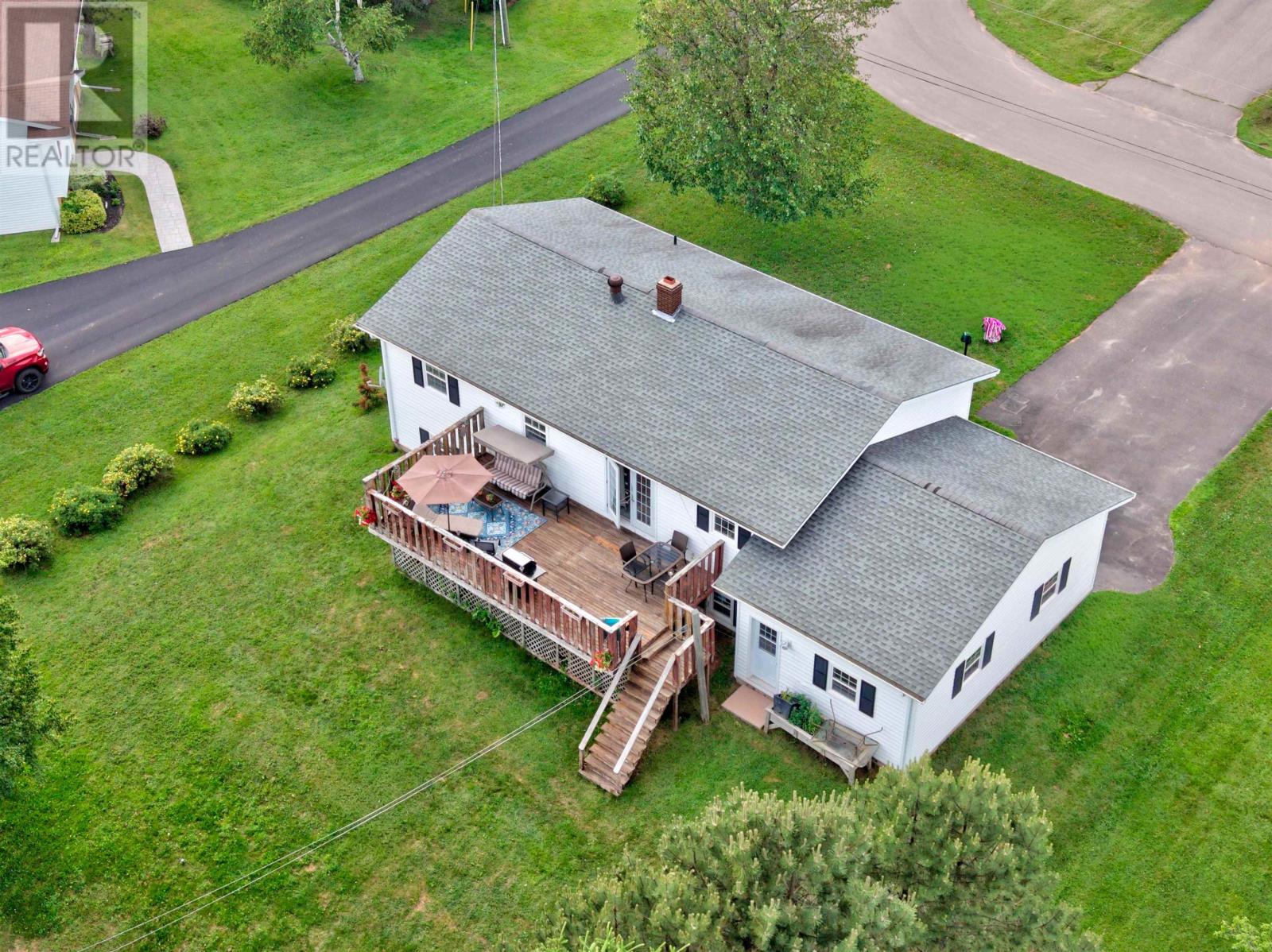 17 Centennial Drive, Kensington, Prince Edward Island  C0B 1M0 - Photo 9 - 202616946