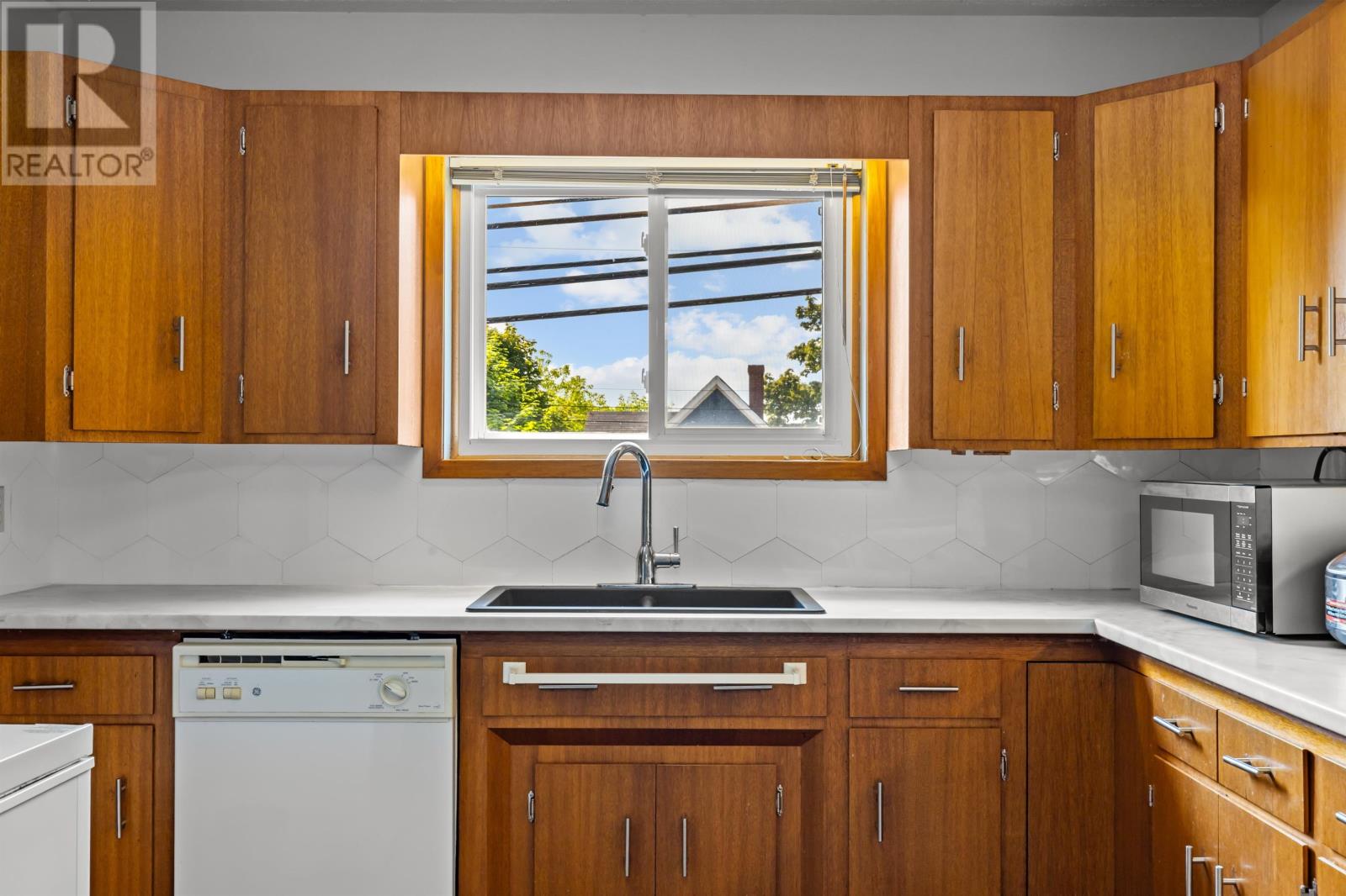 21 Kirkwood Drive, Charlottetown, Prince Edward Island  C1A 2T4 - Photo 8 - 202617030
