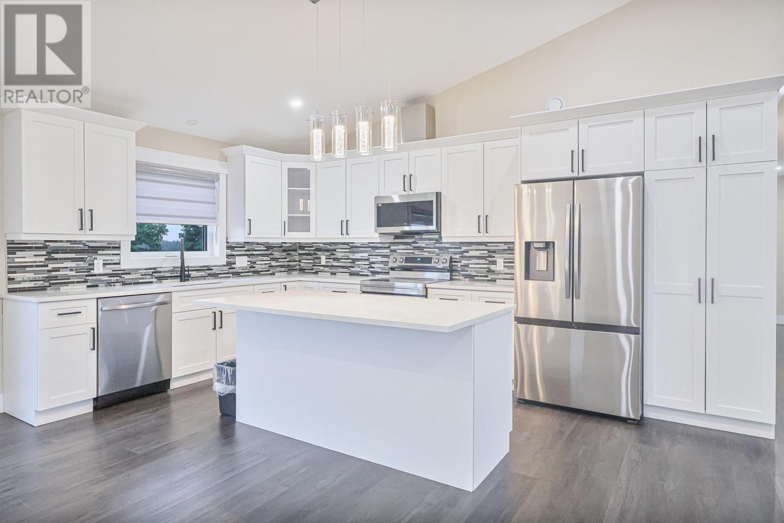 27 Neill Drive, Charlottetown, Prince Edward Island  C1E 0J8 - Photo 7 - 202617251