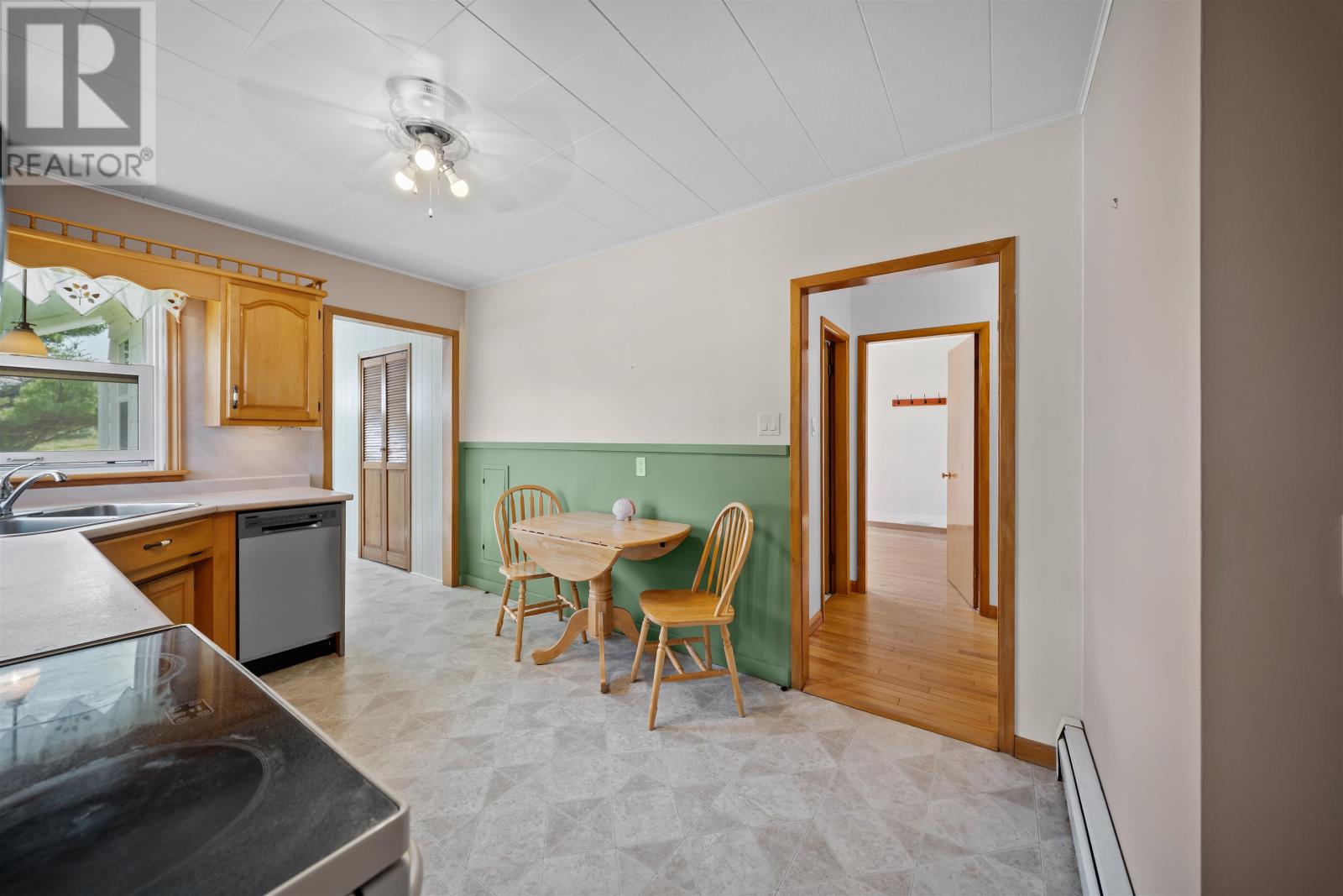 99 Westview Drive, Murray Harbour, Prince Edward Island  C0A 1V0 - Photo 3 - 202617273