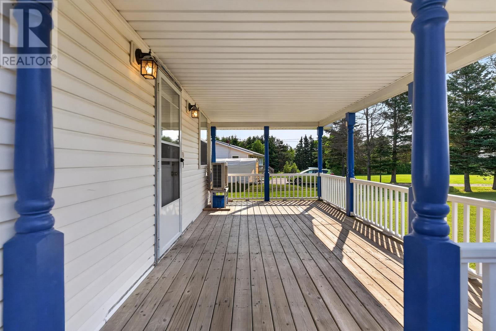 830 Main Street, Cornwall, Prince Edward Island  C0A 1H0 - Photo 5 - 202617381