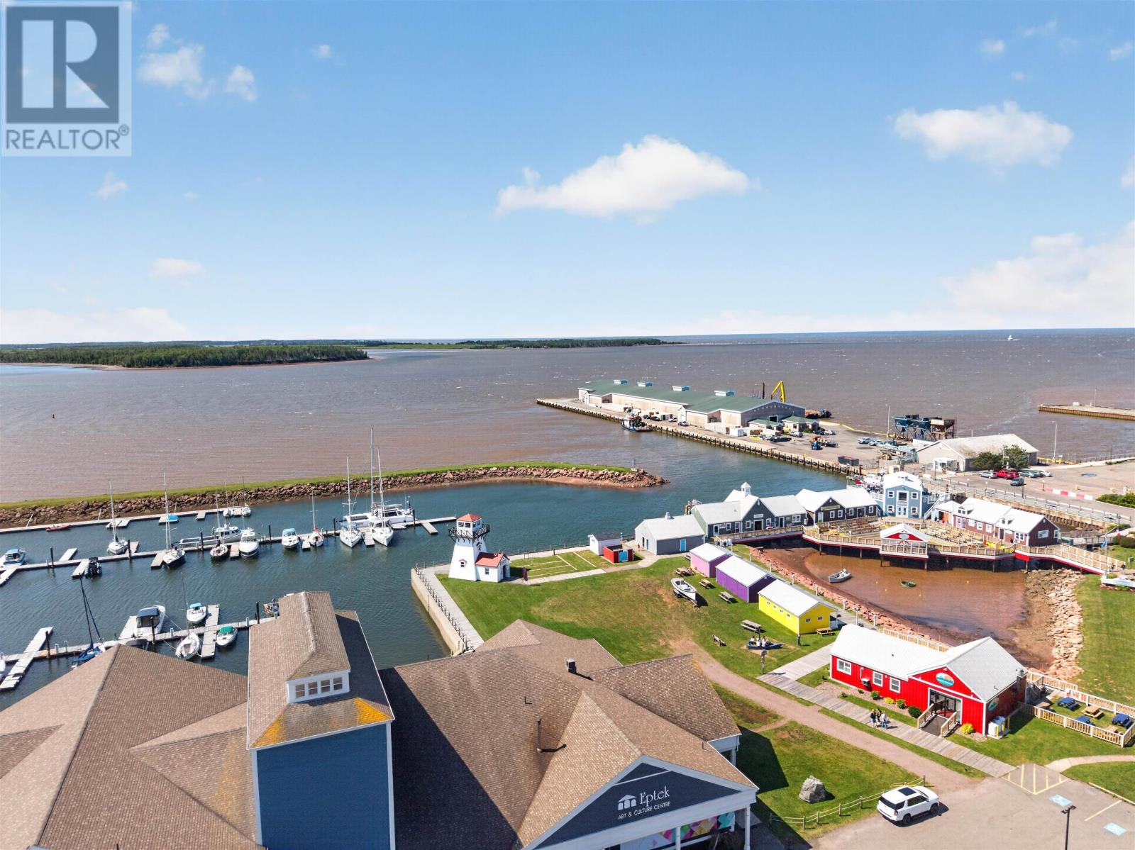 123 Water Street, Summerside, Prince Edward Island  C1N 1A8 - Photo 2 - 202617492