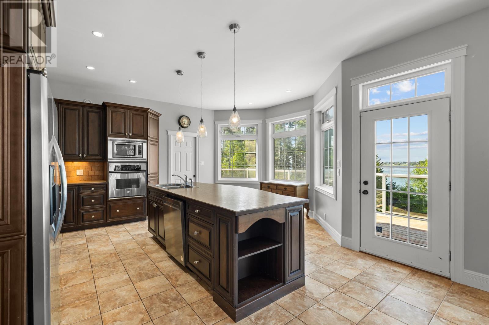 40 Sunset Drive, Souris, Prince Edward Island  C0A 2B0 - Photo 6 - 202617584
