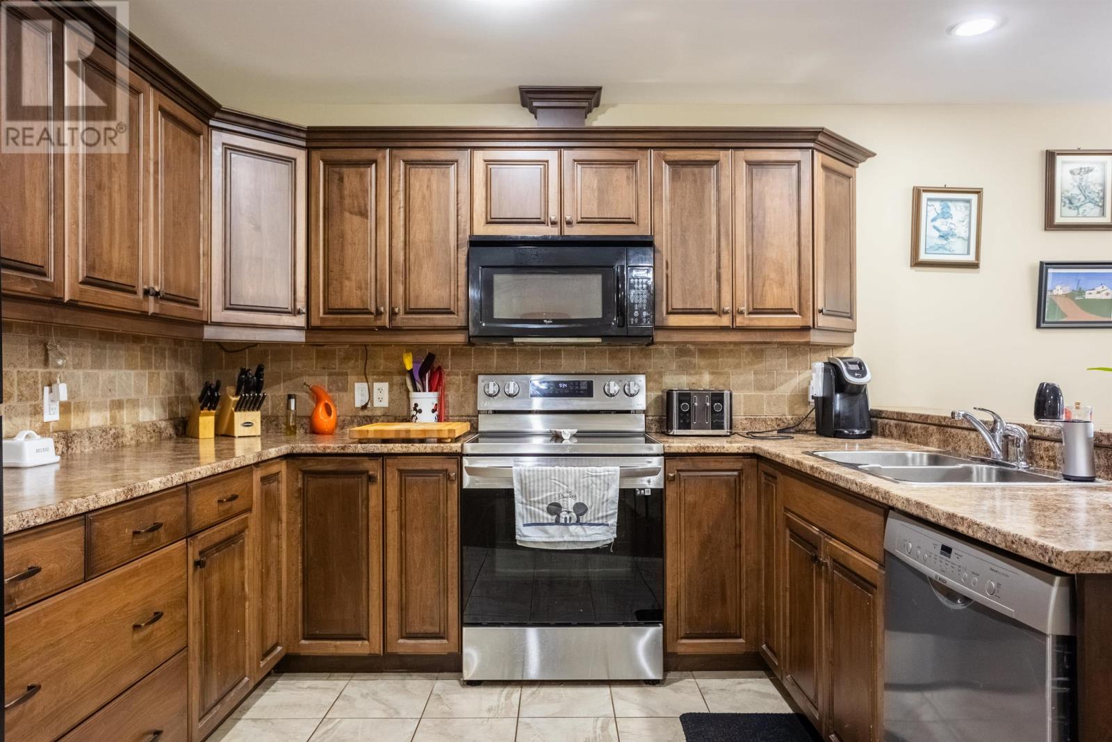 122 Heron Drive, Stratford, Prince Edward Island  C1B 0L4 - Photo 6 - 202617703
