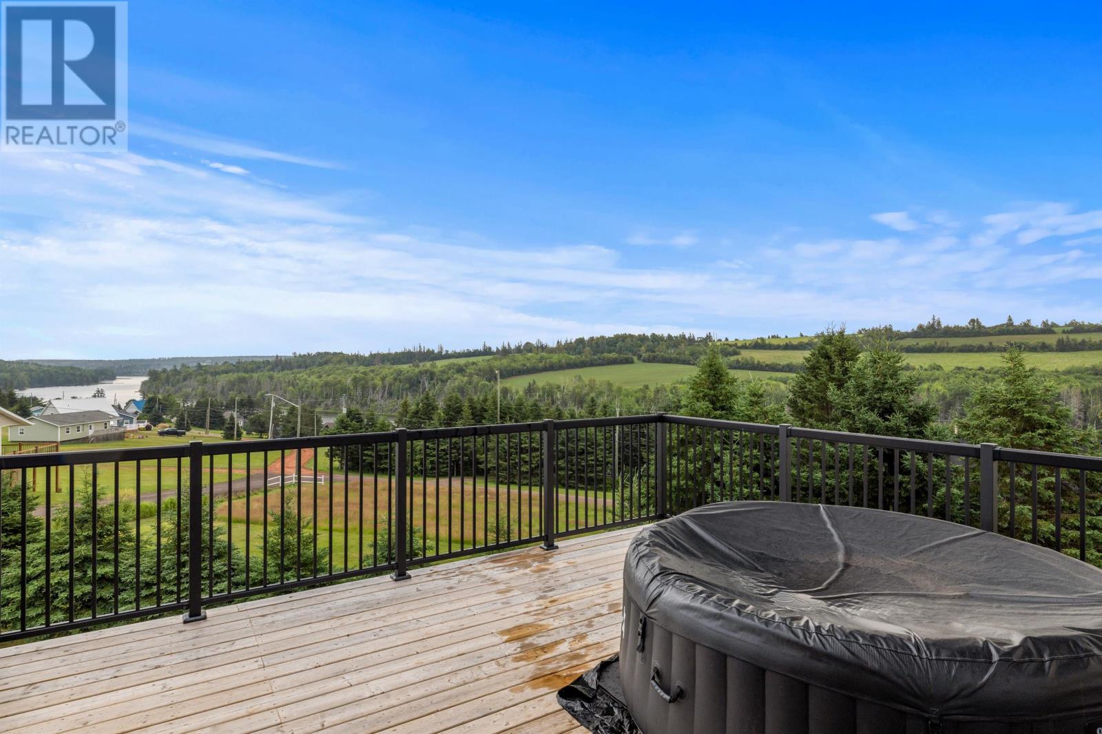 31 Hilltop Court, New London, Prince Edward Island  C0B 1M0 - Photo 2 - 202617759