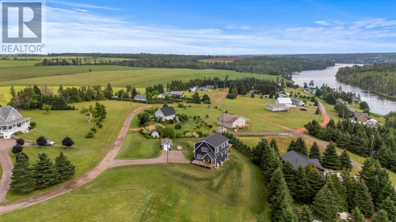 31 Hilltop Court, New London, Prince Edward Island  C0B 1M0 - Photo 4 - 202617767