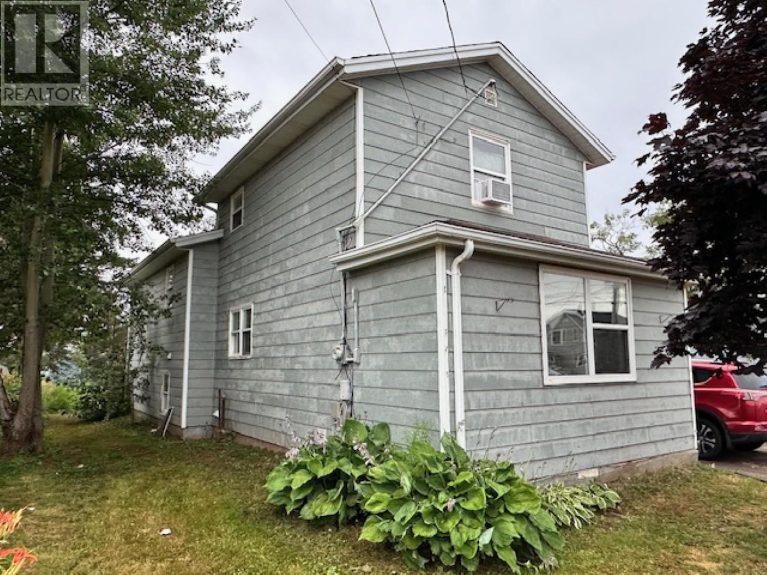 88 Ottawa Street, Summerside, Prince Edward Island  C1N 1W3 - Photo 2 - 202617807