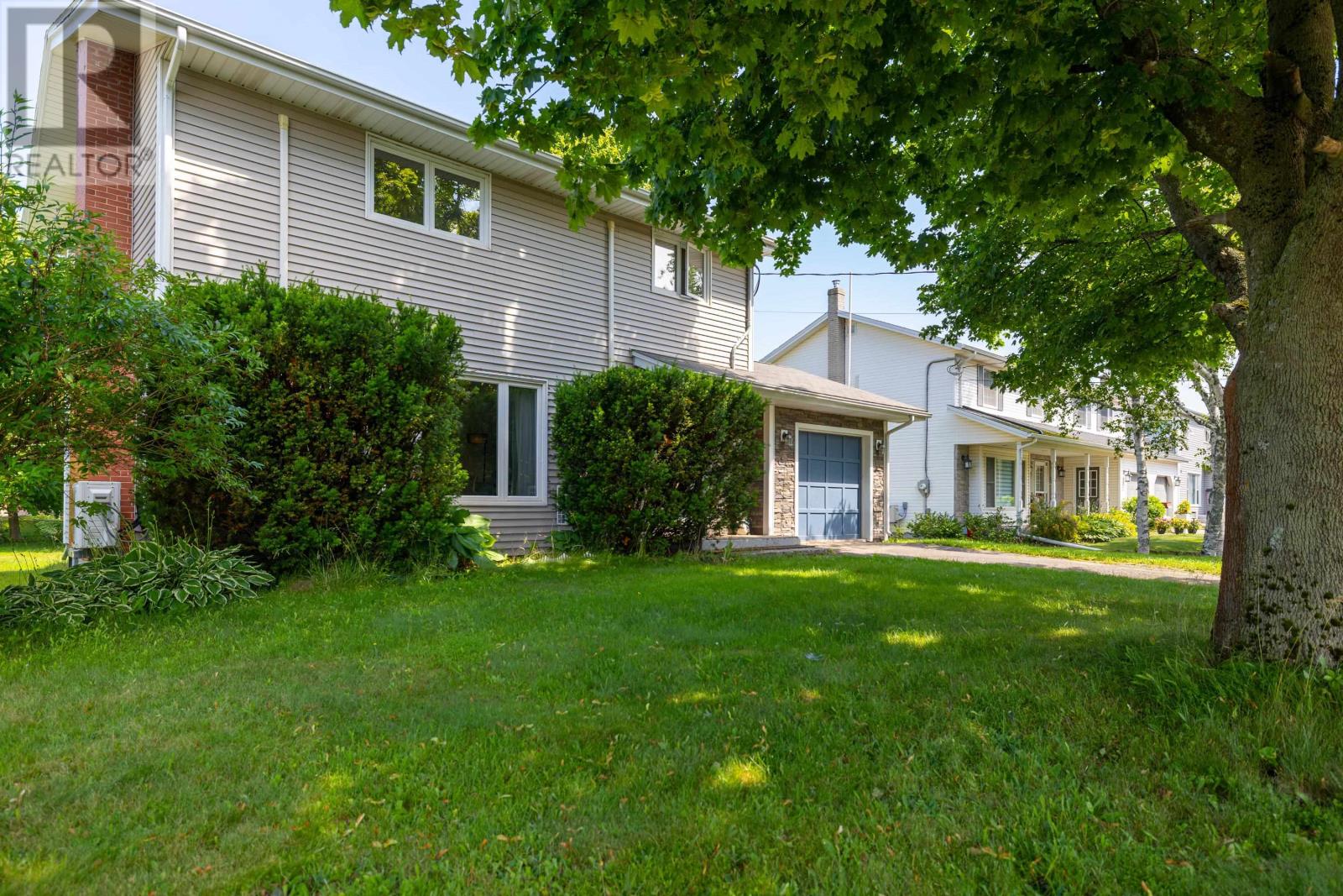 131 Nassau Street, Charlottetown, Prince Edward Island  C1A 2W8 - Photo 5 - 202617863