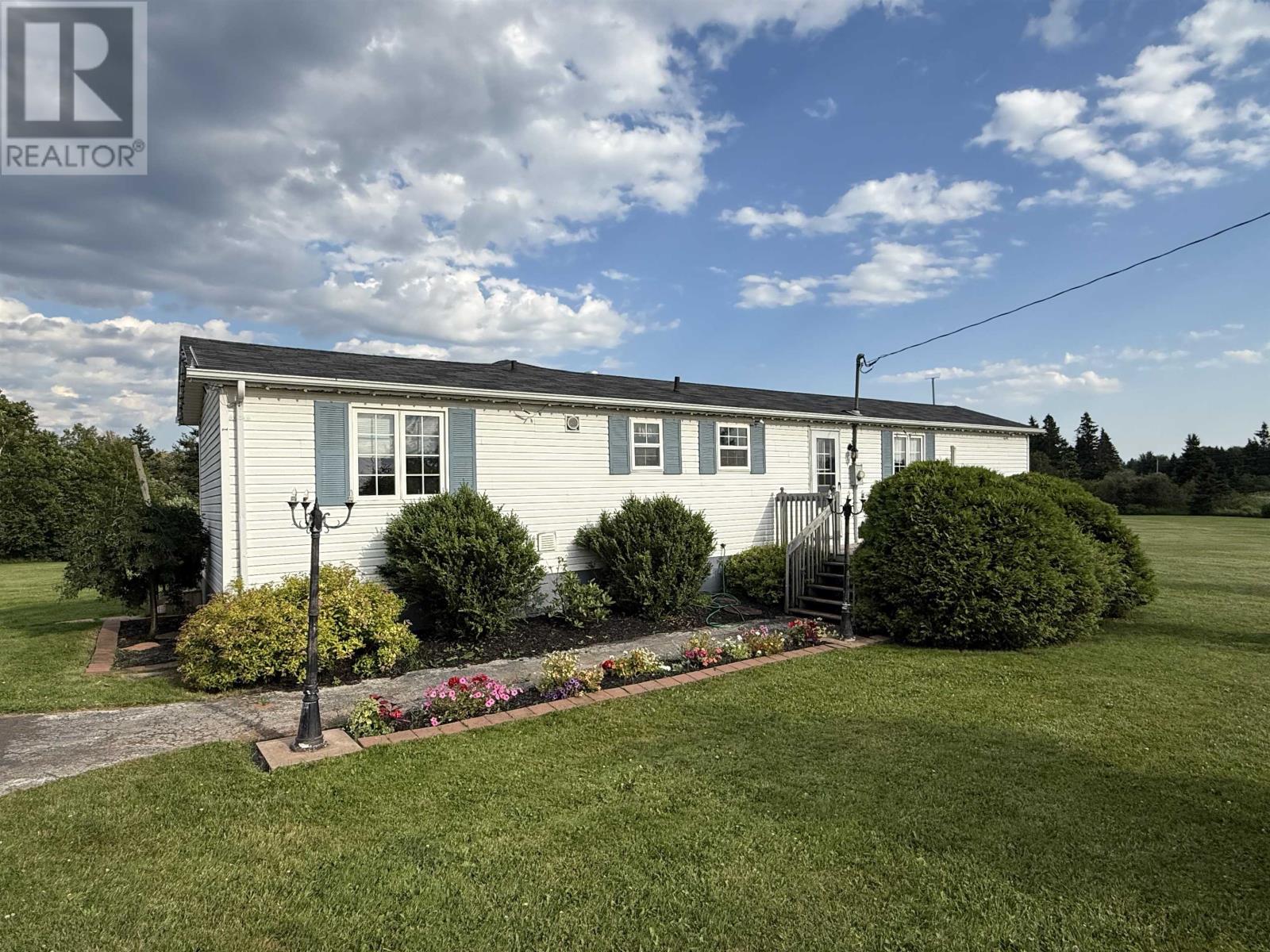 12470 Route 12 Cascumpec Road, Cascumpec, Prince Edward Island  C0B 1V0 - Photo 1 - 202617883